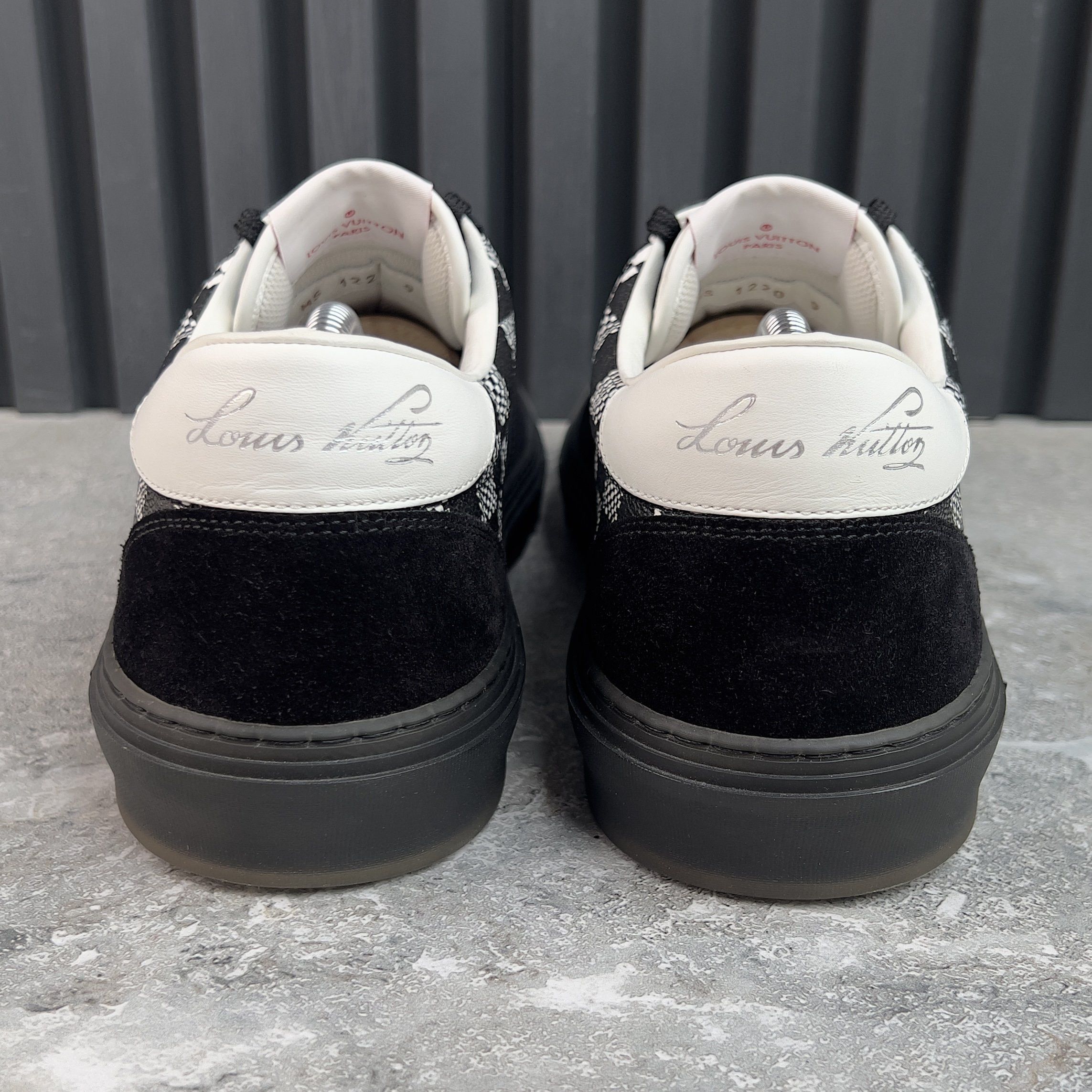 Louis Vuitton Ollie Damier Low Top Sneaker Black Leather Size US 10 / EU 43 - 8 Thumbnail