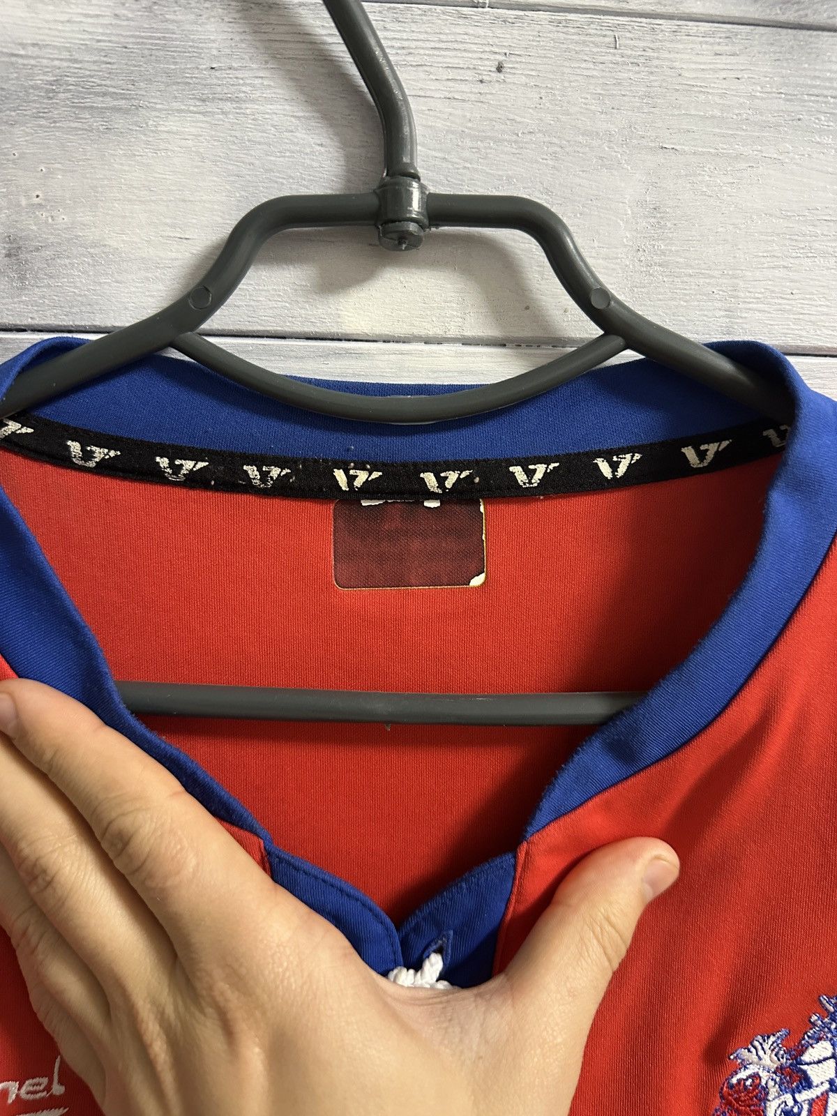 Vintage Rare Vintage Jersey Gillingham Home Soccer Shirt 2012-2013. Size US L / EU 52-54 / 3 - 10 Thumbnail
