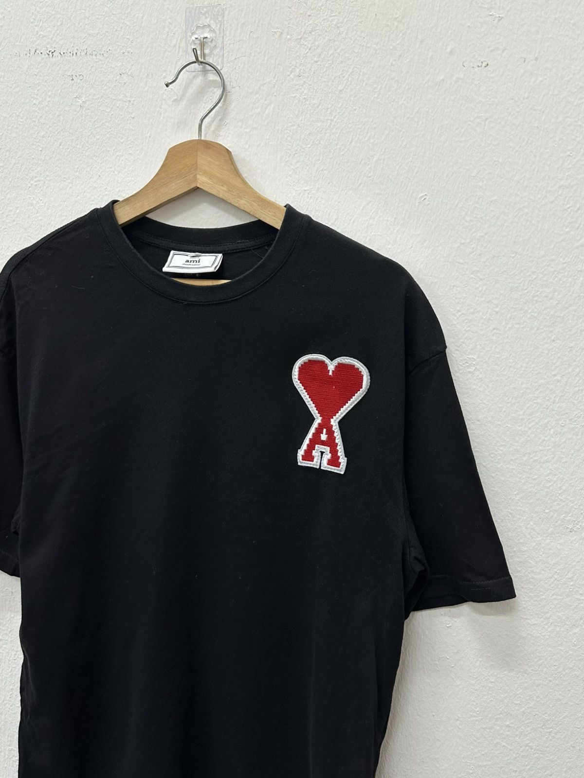 AMI AMI PARIS Alexandre Black Red Heart T-shirt Large Unisex Size US L / EU 52-54 / 3 - 4 Thumbnail
