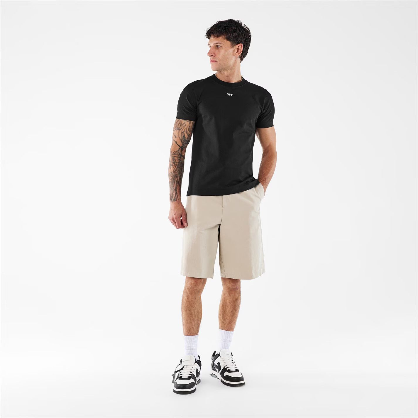 o1g2r1mq0226 Crew Neck T-Shirt In Black