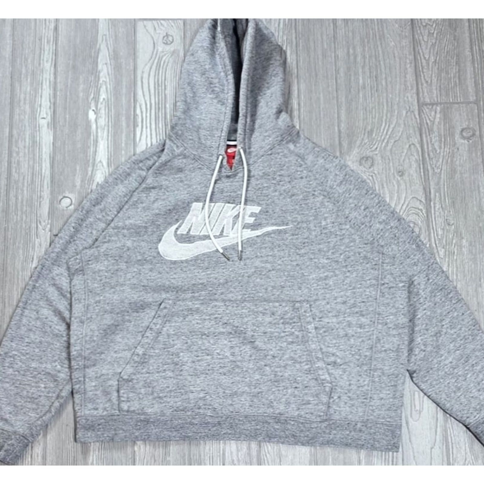 Nike VINTAGE Nike Mens Hoodie Heather Grey Drawstring Embroidered Center Spell Out Logo Hoodie M Gray Nike Sportswear Men’s Pullover With Hood Pockets Size US M / EU 48-50 / 2 - 3 Thumbnail