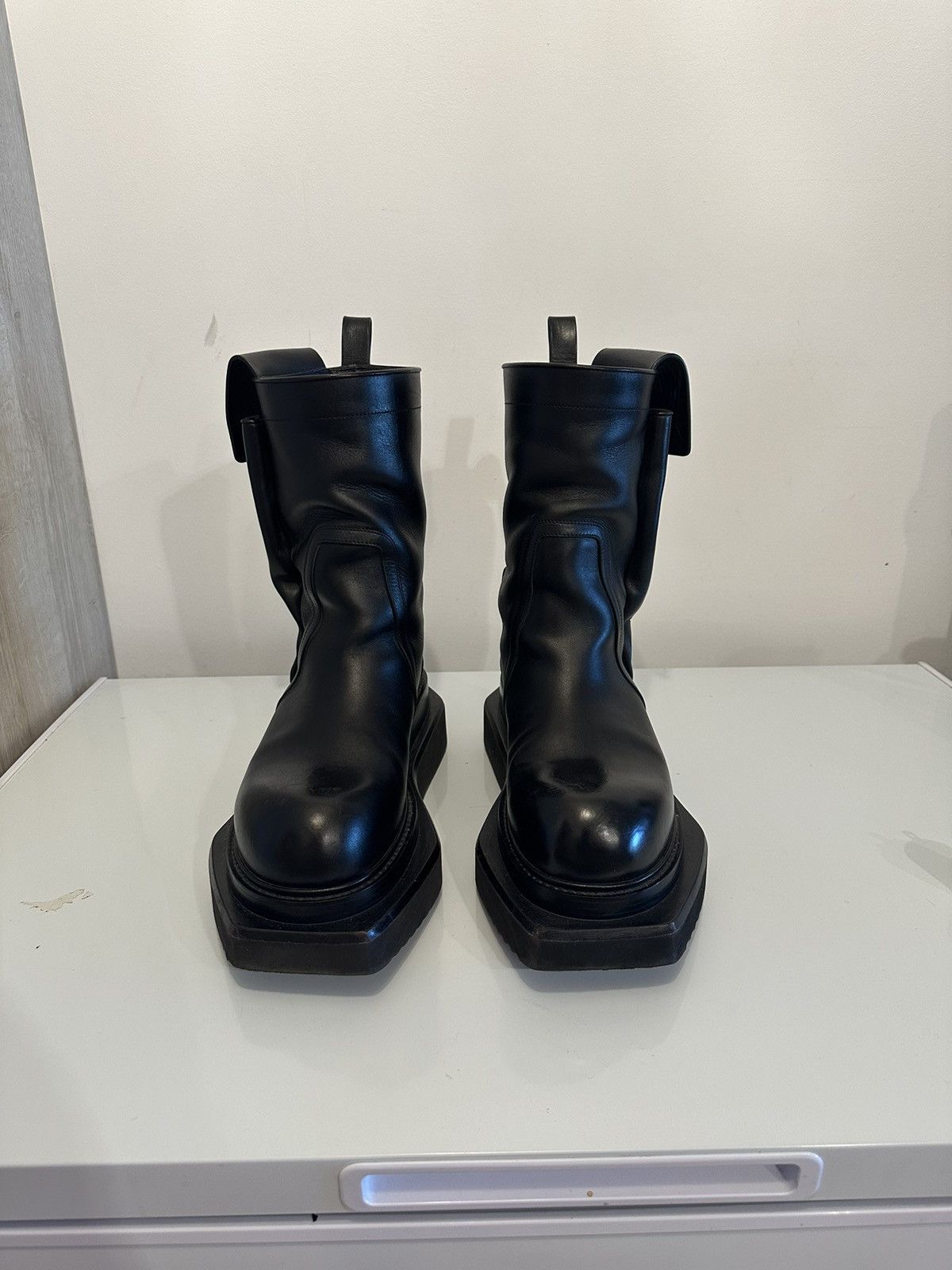 Pre-owned Rick Owens Fogpocket Cyclops Leather Boots In Black