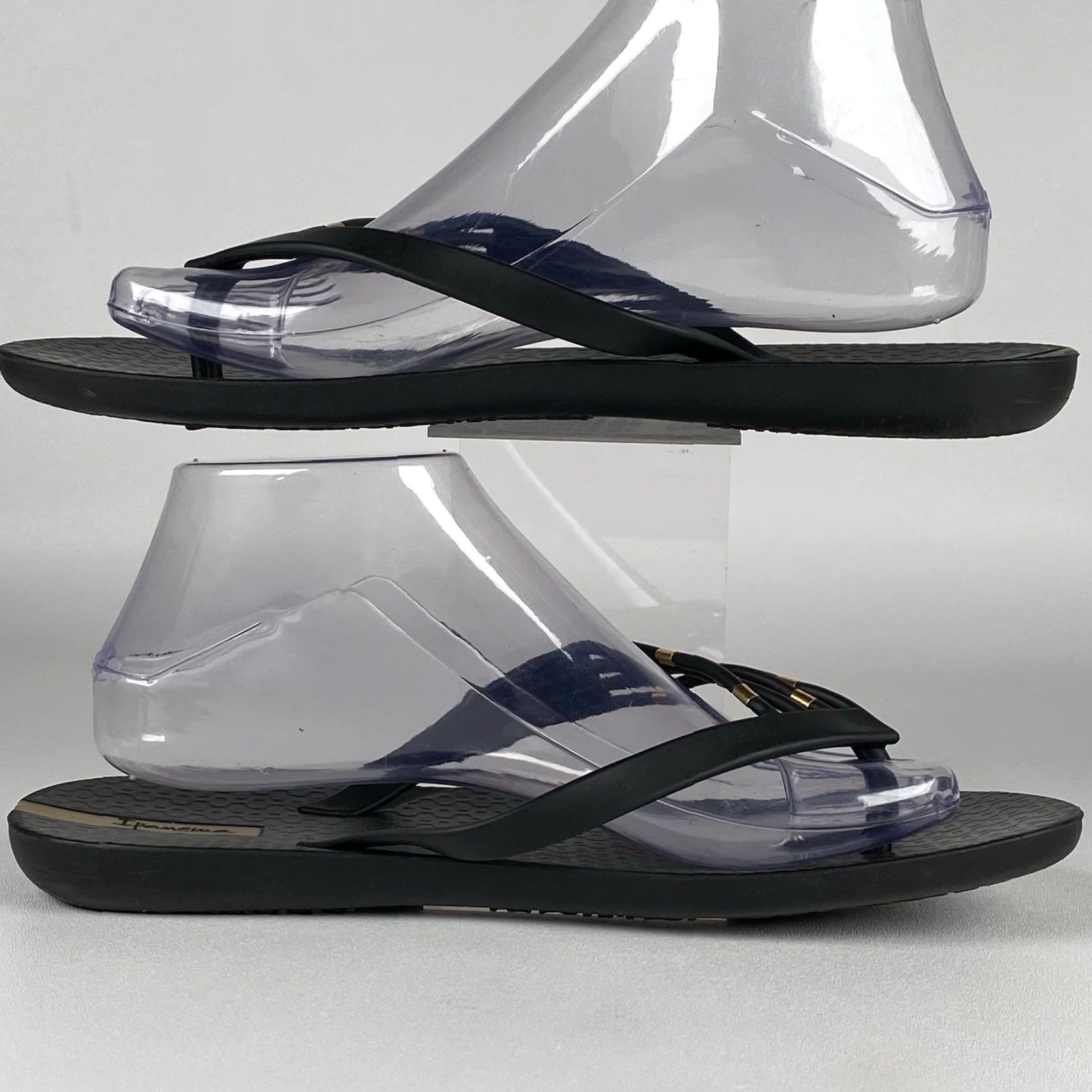 Vintage Ipanema Flip Flops Women’s US 10 EU 41 Sandal Black Rubber Wedge Mid Heel Flip Flop Mascul? Not. End. Size US 11 / IT 41 - 3 Thumbnail