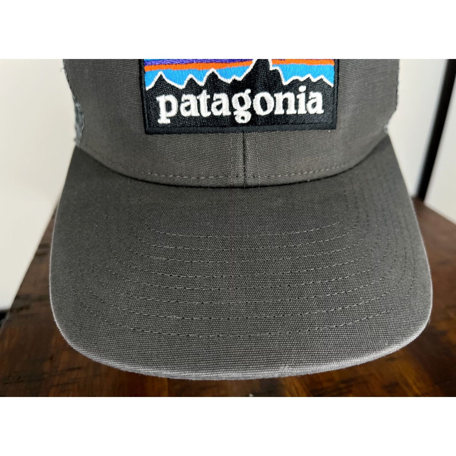Patagonia Patagonia Hat Cap Snap Back Adult One Size Gray Trucker Emroider Peaks Fitz Roy Size ONE SIZE - 3 Thumbnail
