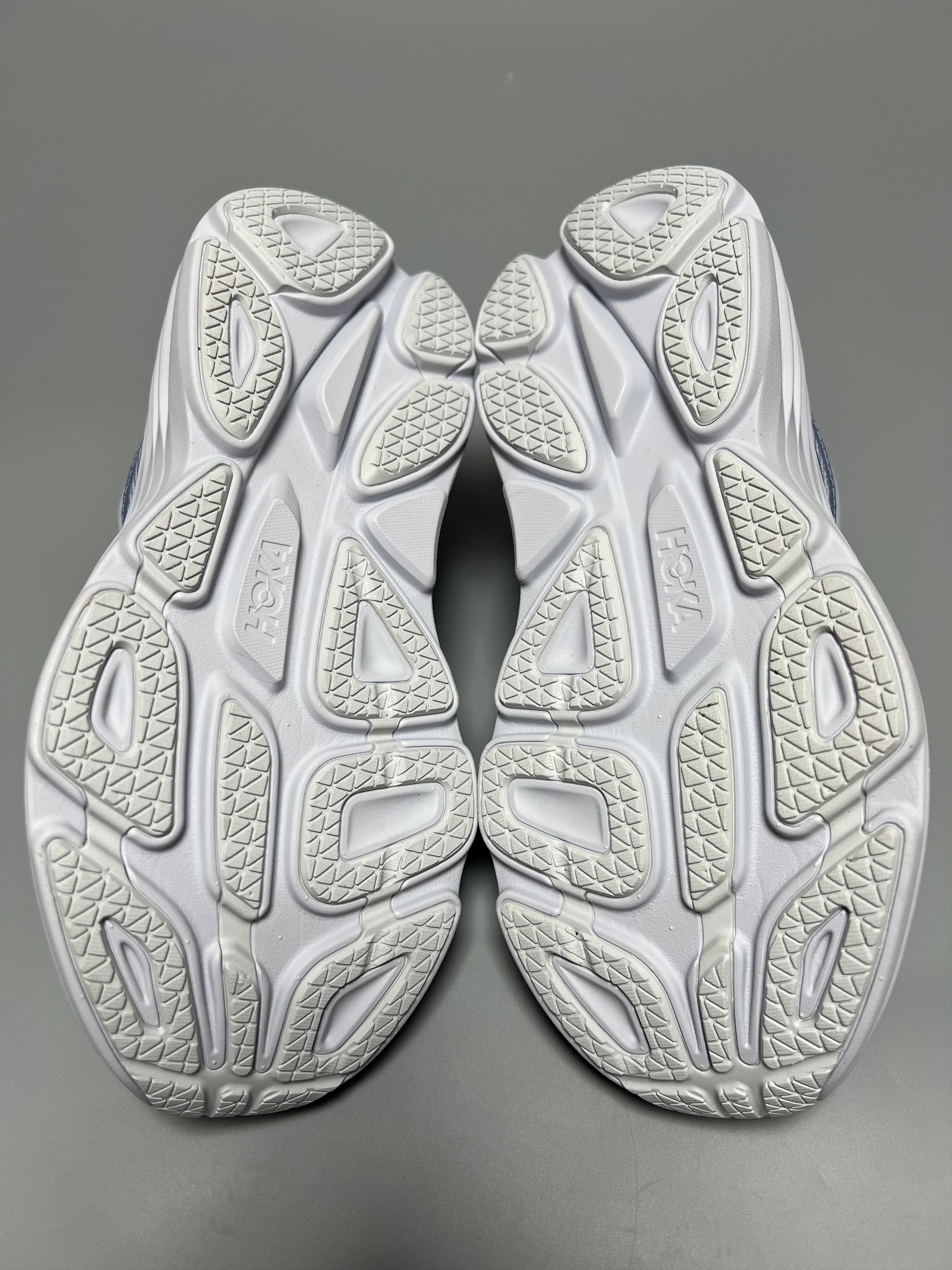 Hoka Hoka Bondi 8 TS Caged ‘Stealth Tech Pack’ Running Shoes Size US 7.5 / EU 40-41 - 8 Thumbnail