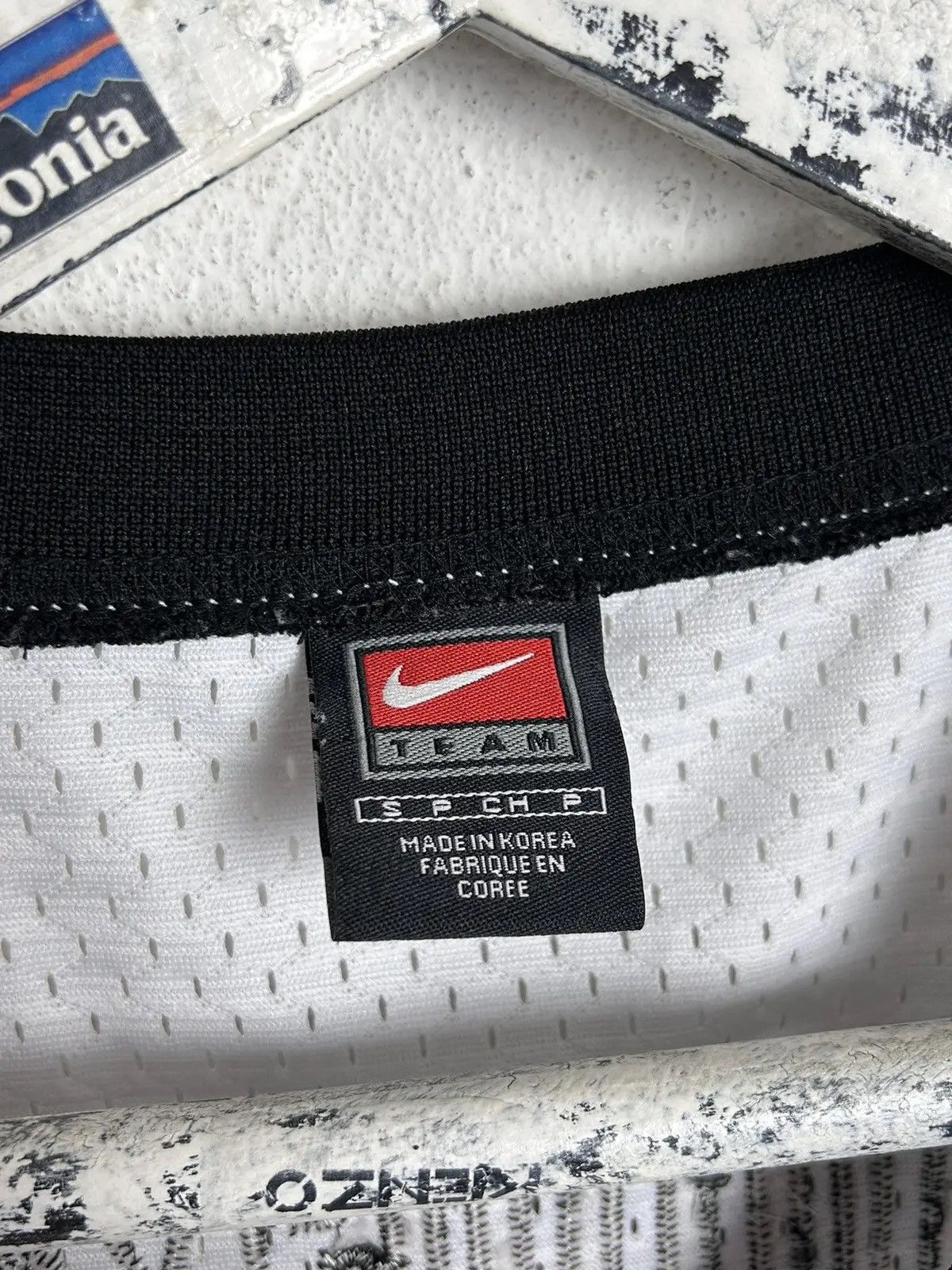 Nike 00s Vintage Nike Amar'e Stoudemire 2002 Lake Wales 32 Jersey Size US S / EU 44-46 / 1 - 7 Thumbnail