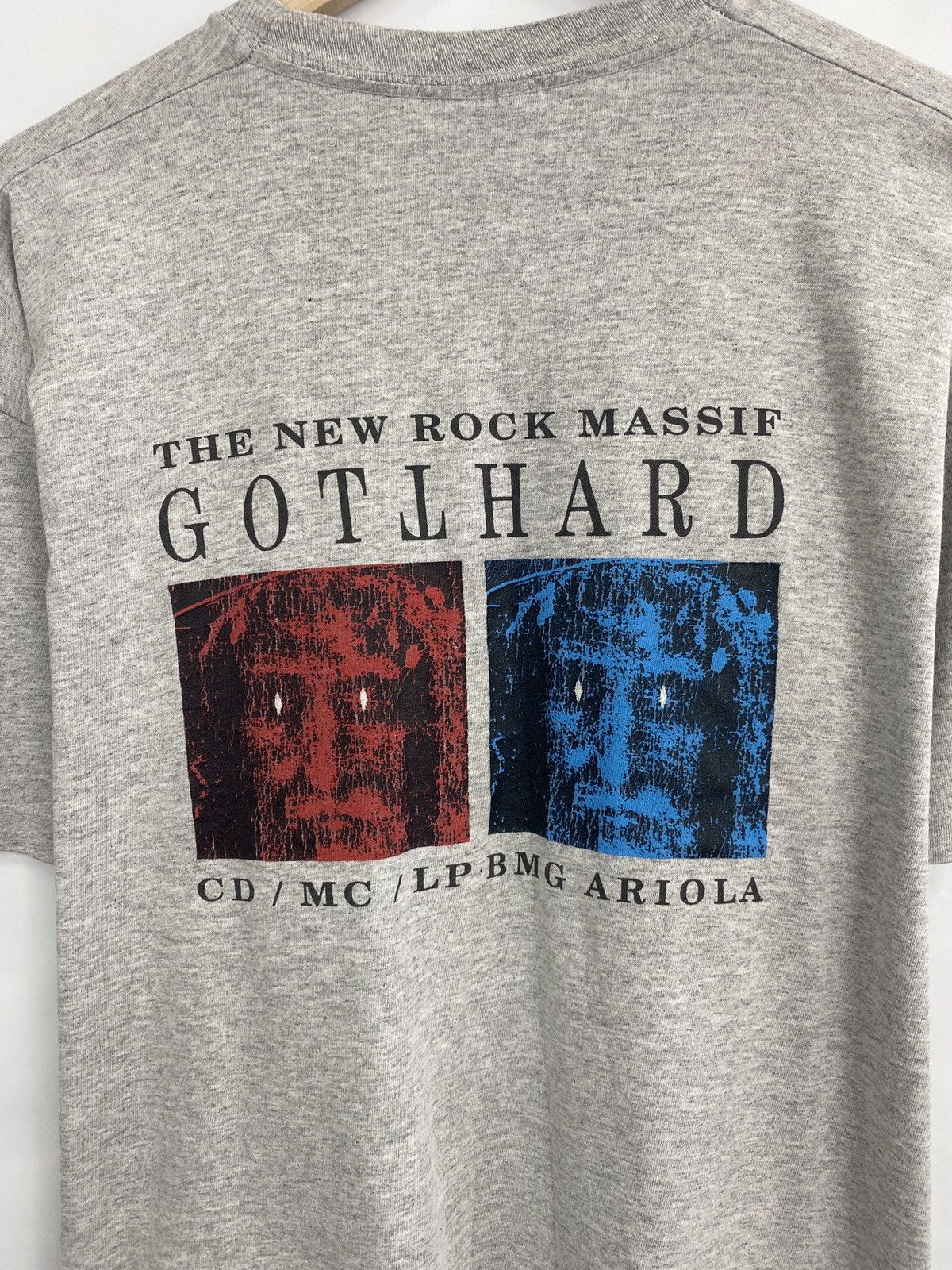 Fruit Of The Loom Vintage 1992 GOTTHARD The New Rock Mussif t-shirt Size US L / EU 52-54 / 3 - 9 Thumbnail