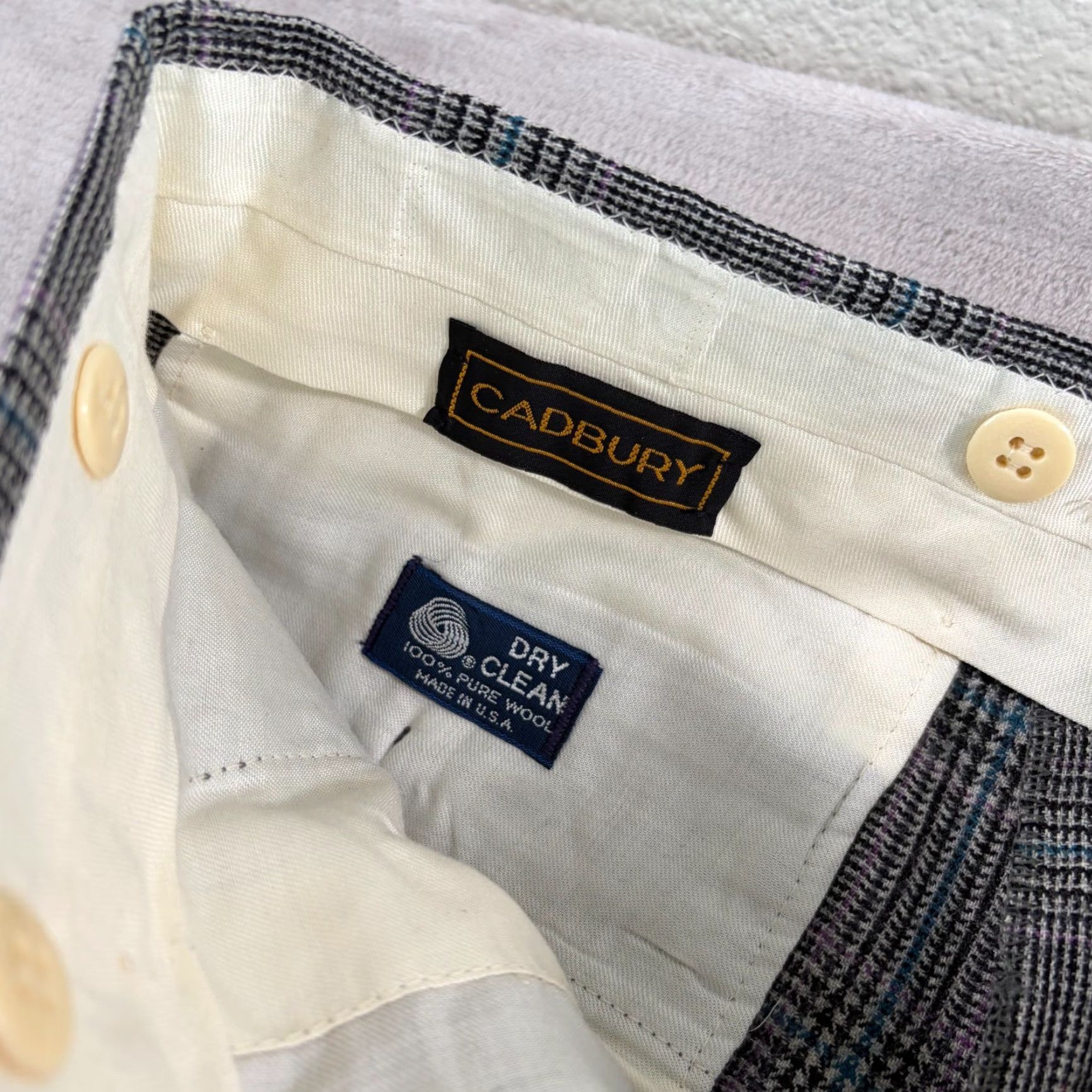 Vintage VINTAGE Cadbury 80s Pleated Cuffed Pants Men 33x31 Grey Glen Check 100% Wool USA Dress Pants with Suspender Buttons Size US 33 - 2 Thumbnail