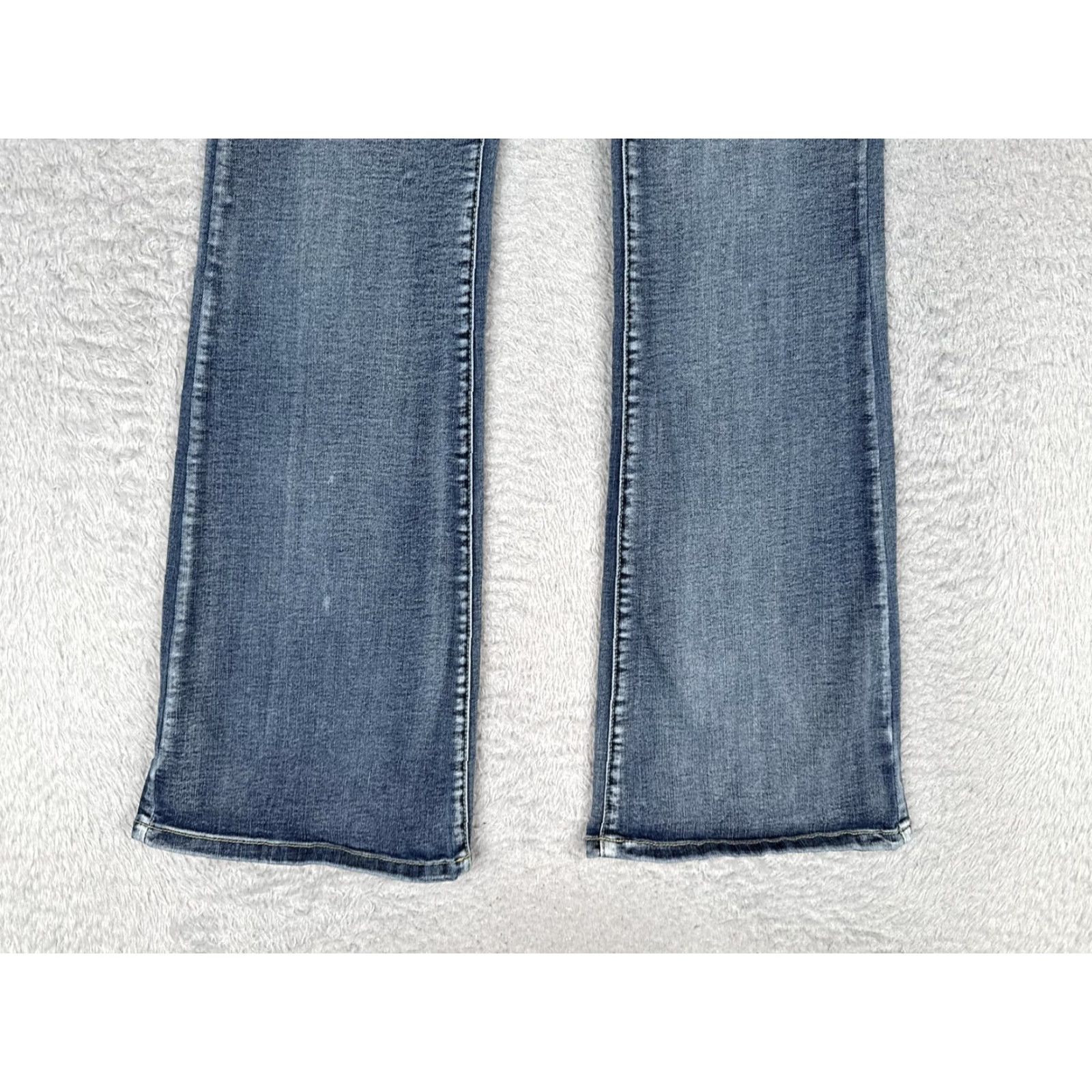 Shein SheIn Flare Jeans Womens 6 Blue Med Wash Mid Rise Regular Fit Denim 26x30 Jeans Size 28" / US 6 / IT 42 - 3 Thumbnail