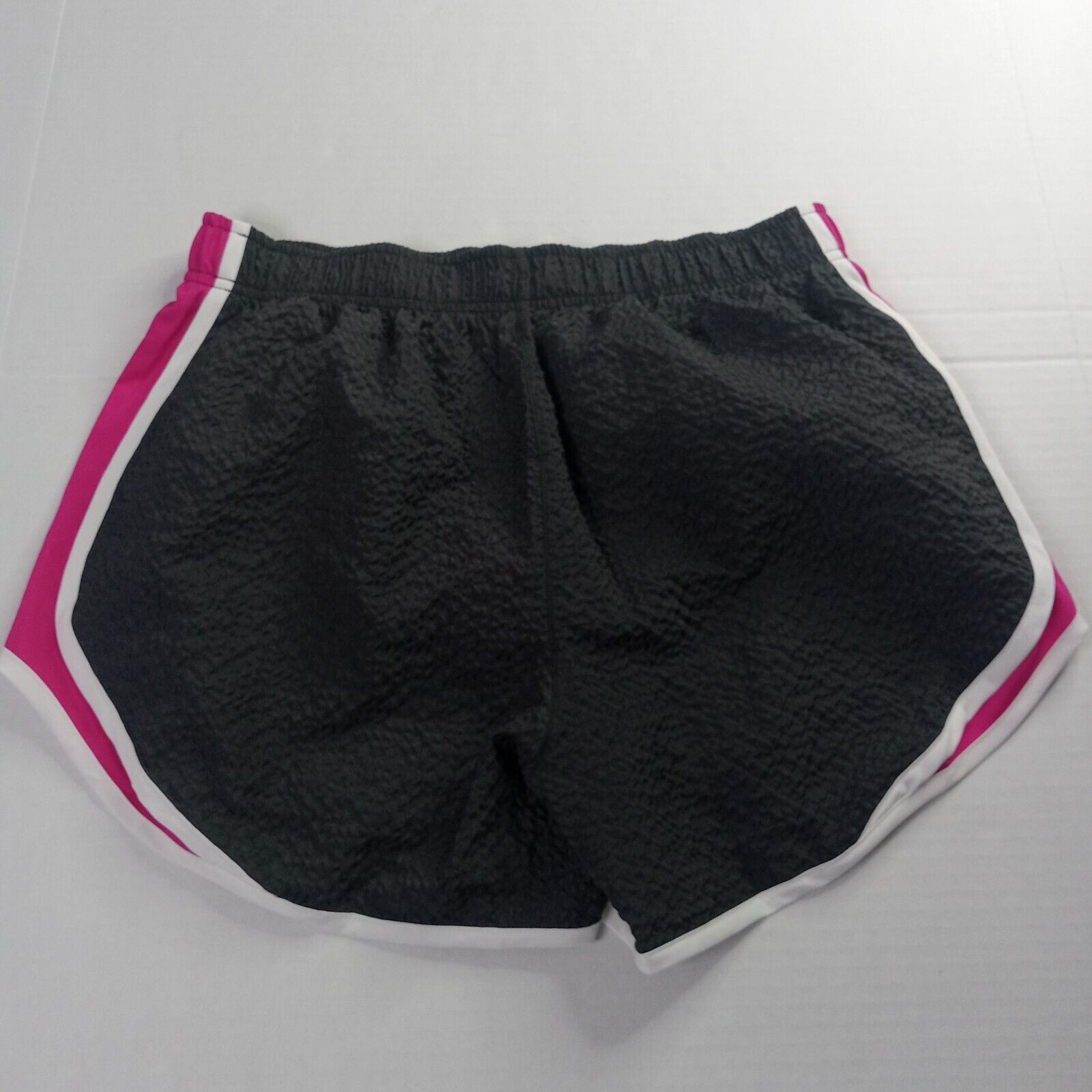 Nike Nike Tempo Icon Clash Textured Shorts Black Pink Women’s M Size 30" / US 8 / IT 44 - 7 Thumbnail