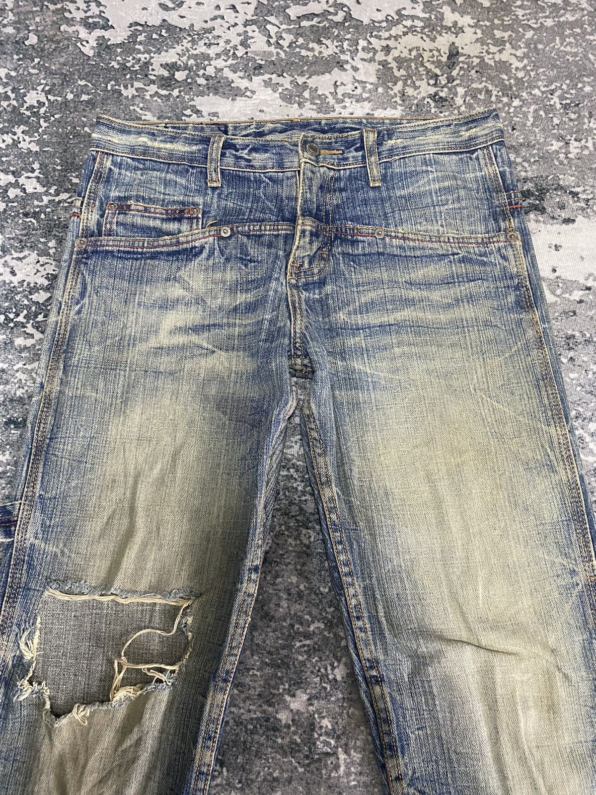 Japanese Brand Japanese Brand The M2368 Jeans Distressed Denim Pants Size US 30 / EU 46 - 3 Thumbnail