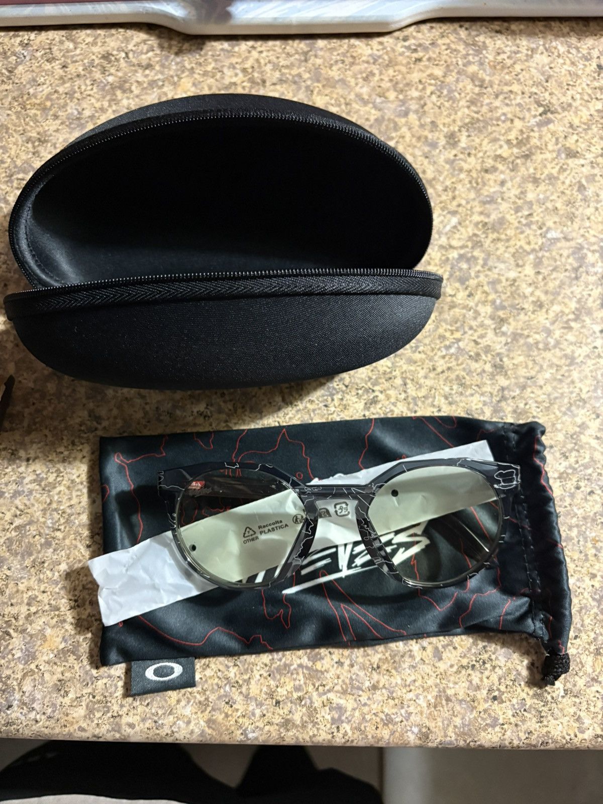 100 Thieves × Oakley 100 Thieves Oakley Size ONE SIZE - 8 Thumbnail