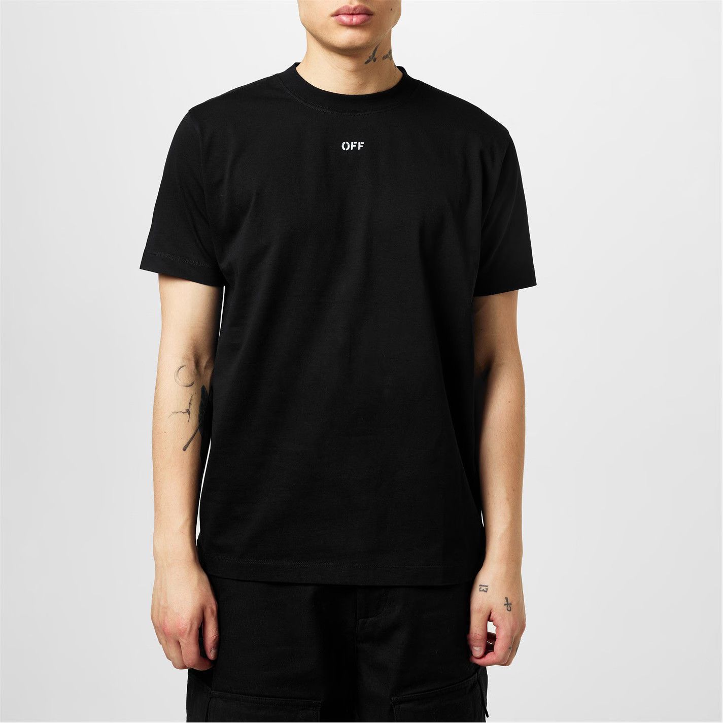 Off-White o1g2r1mq0226 Stamp Skate T-Shirt In Black Size US L / EU 52-54 / 3 - 3 Thumbnail