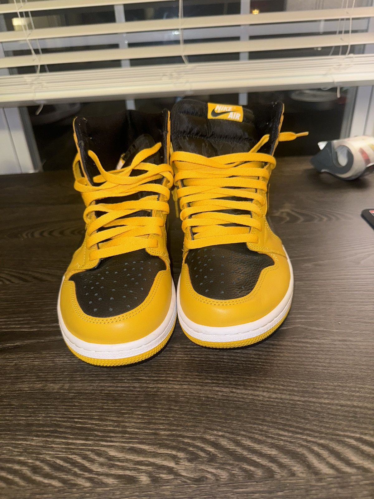 Nike Air Jordan 1 Size US 9.5 / EU 42-43 - 8 Thumbnail