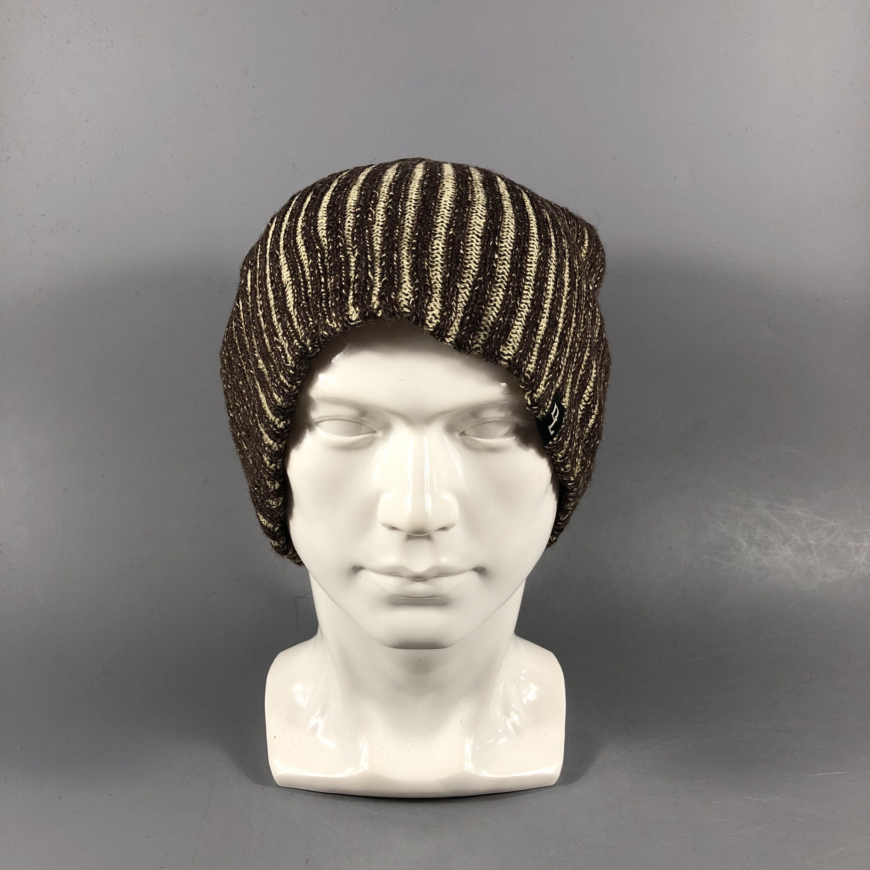 Vintage DL Pleated Beanie Snowcap Snow Hat B974 Size ONE SIZE - 1 Thumbnail