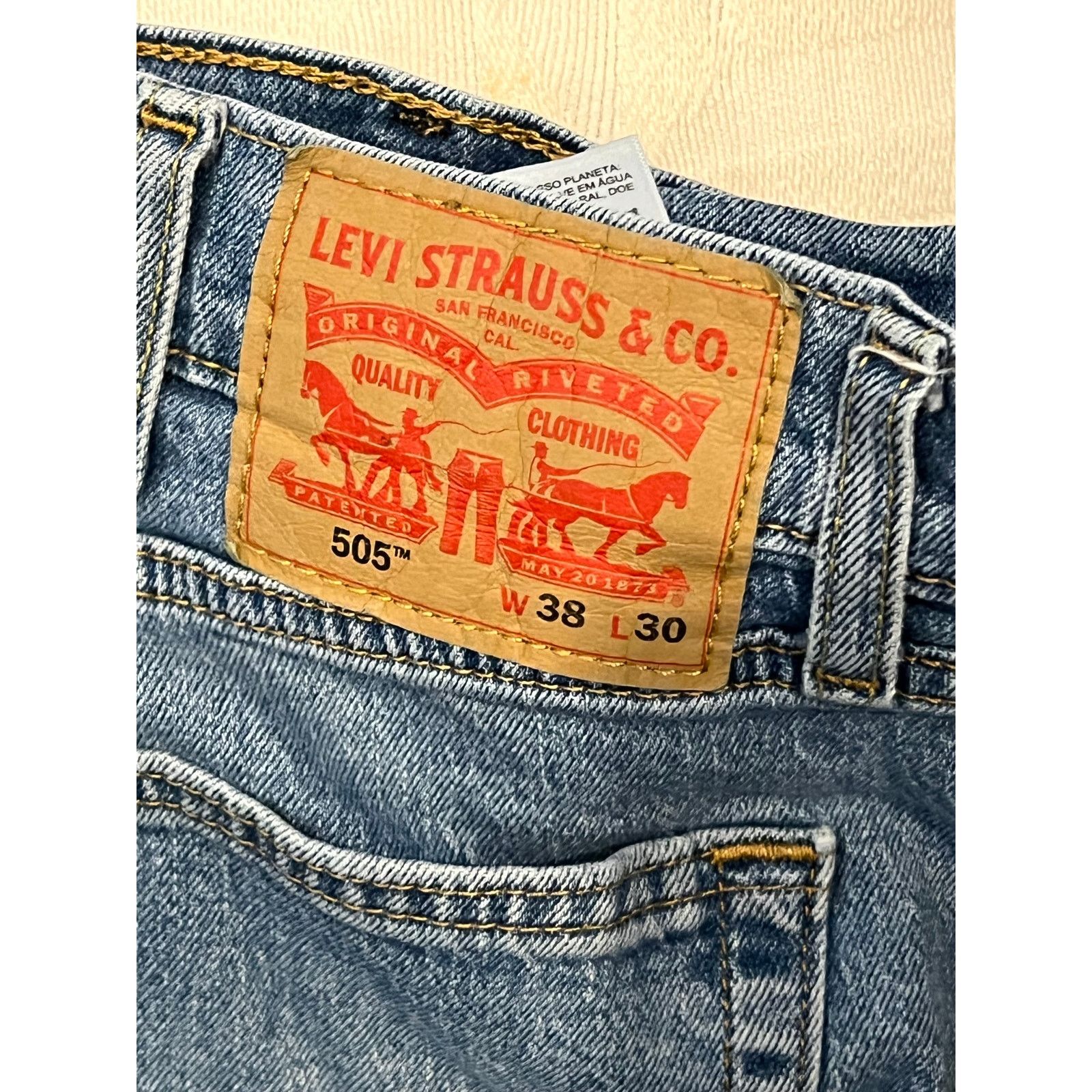 Levi's Levi's 505 Regular Straight Leg Jeans Mens 38x30 Size US 38 / EU 54 - 3 Thumbnail