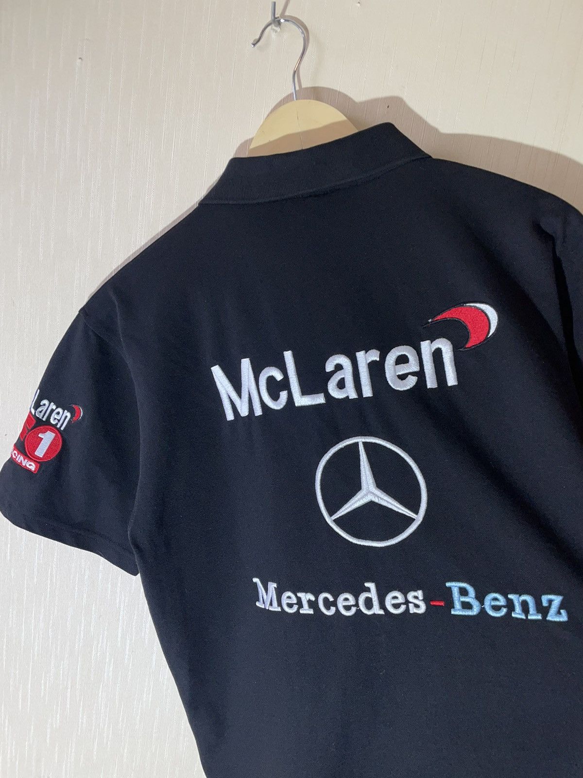 Mercedes-Benz × Vintage Mercedes Benz McLaren Mobil 1 vintage racing polos Size US M / EU 48-50 / 2 - 4 Thumbnail