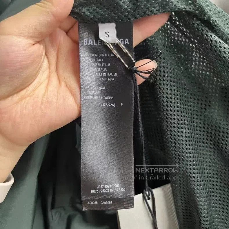 Balenciaga Balenciaga Green Logo Print Windbreaker. Size US S / EU 44-46 / 1 - 4 Thumbnail
