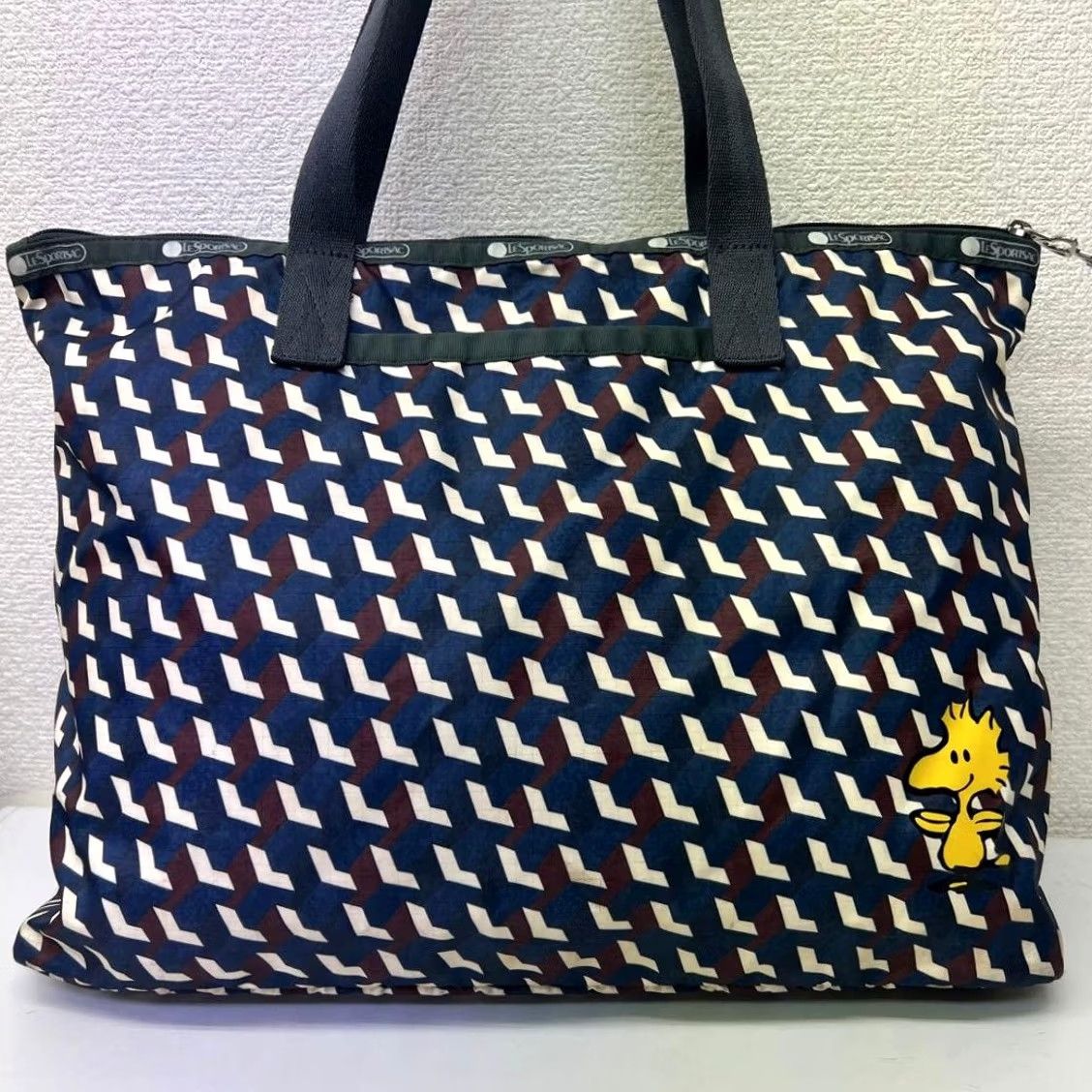 LeSportsac LeSportsac x SNOOPY Tote Bag Large Black Nylon Used Tote Women's Large Black Nylon LeSportsac x SNOOPY Tote Bag Size ONE SIZE - 3 Thumbnail