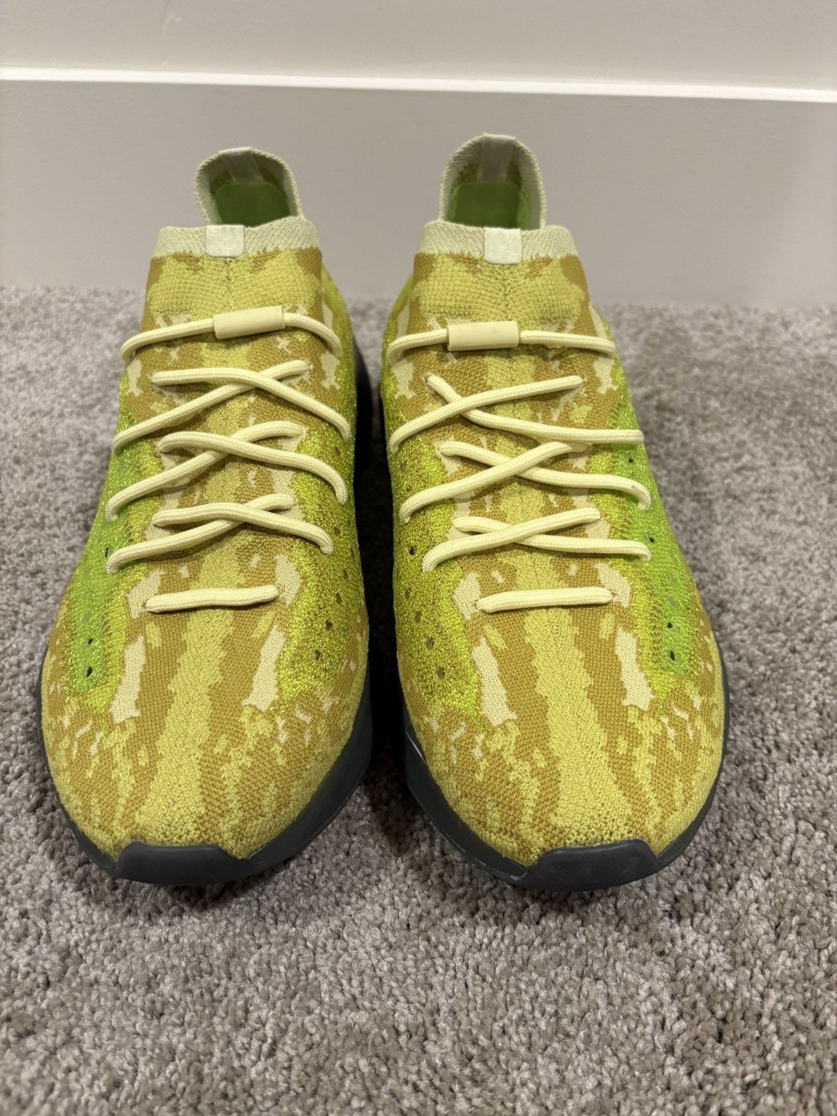 Yeezy Yeezy 380 HyLite Size 13 Size US 13 / EU 46 - 6 Thumbnail