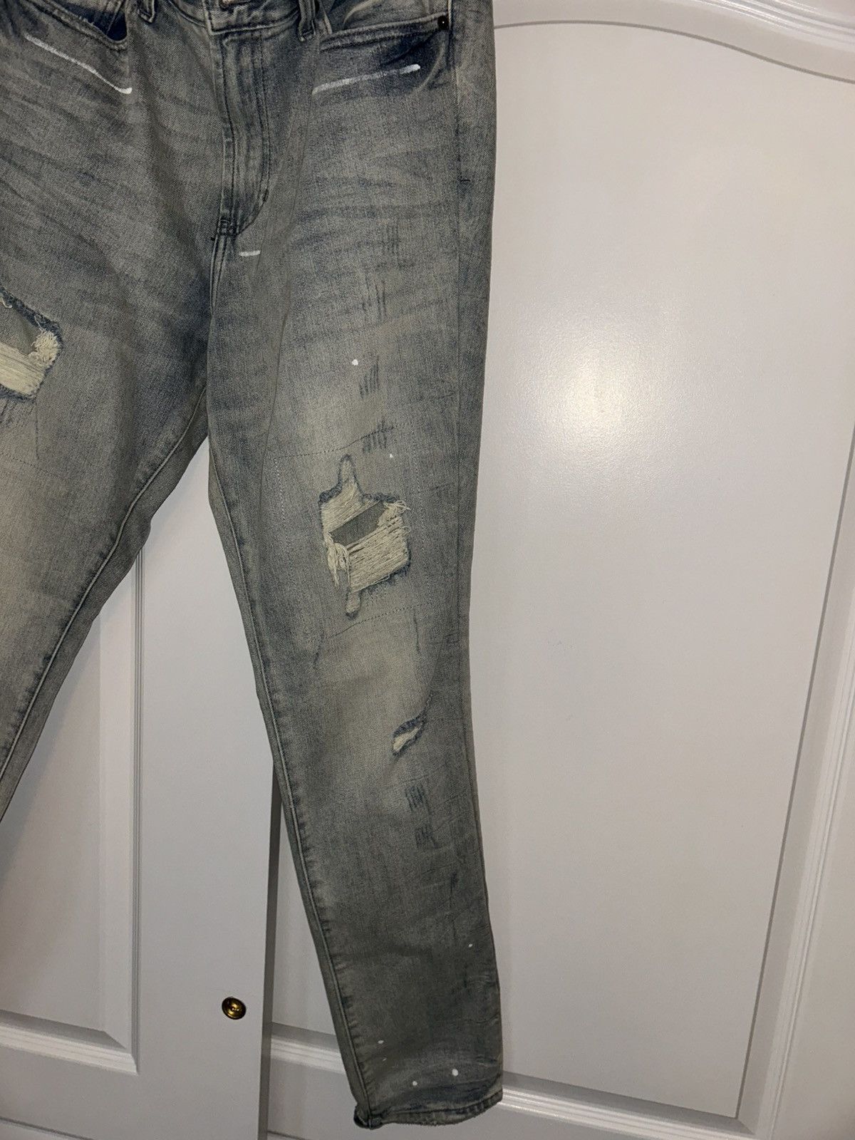 Pacsun Slim fit PacSun ripped jeans with paint designsize 34x32 Size US 34 / EU 50 - 2 Thumbnail