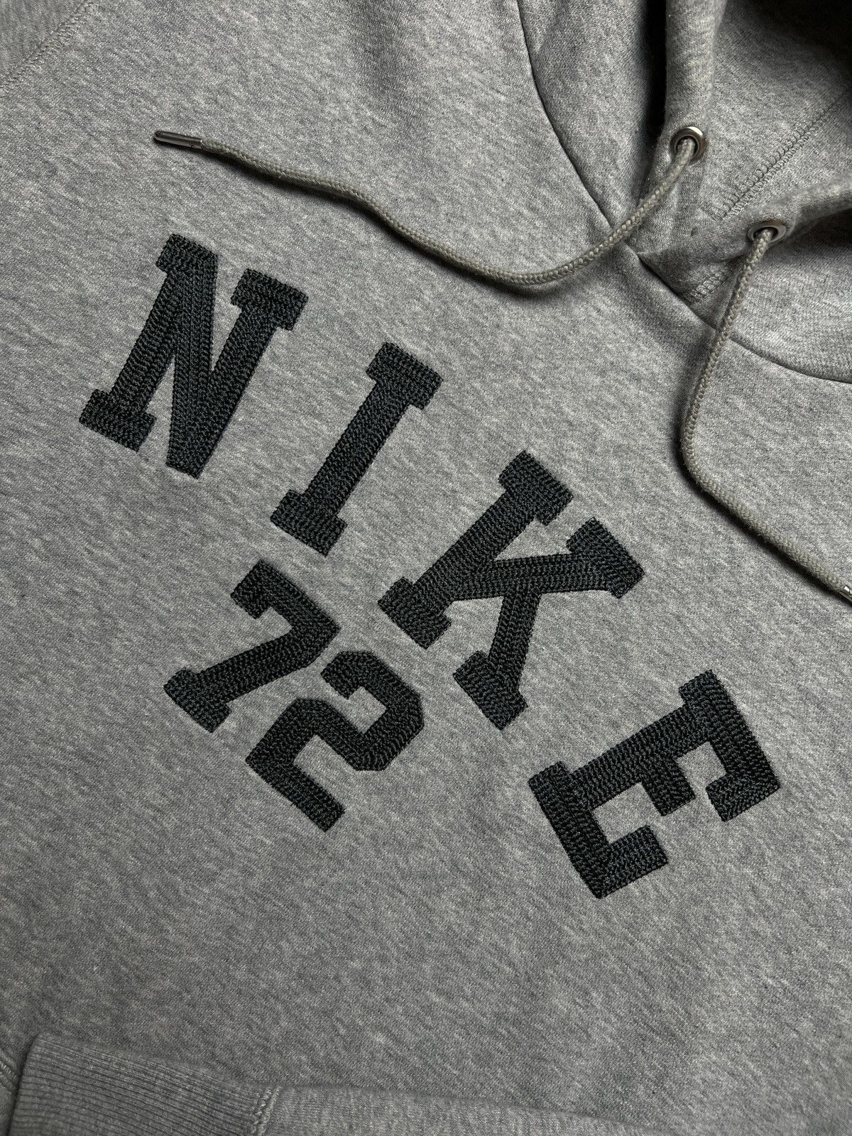 Nike Hoodie Nike Vintage center logo swoosh hype fit Travis Style Size US XL / EU 56 / 4 - 4 Thumbnail