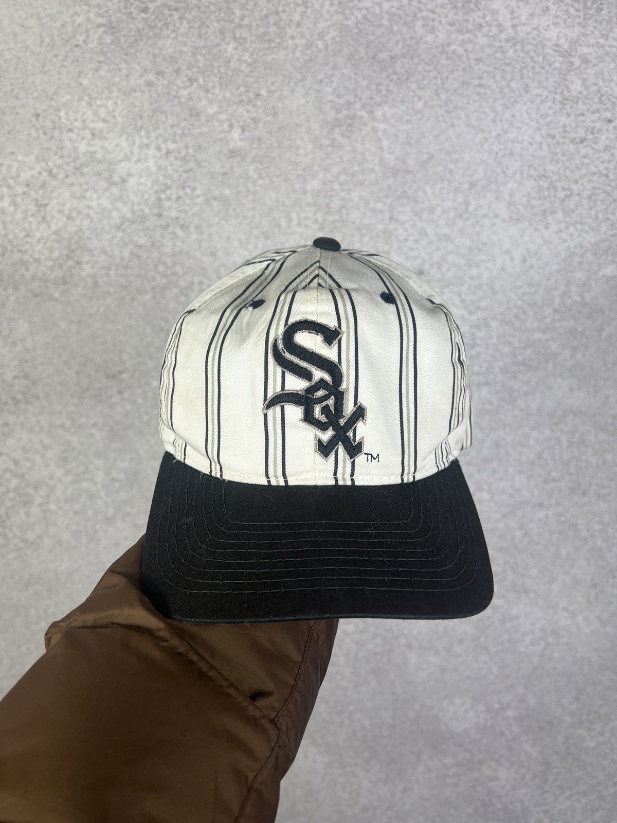 Starter Vintage 80s Starter Chicago White Sox MLB Striped Cap Size ONE SIZE - 2 Thumbnail