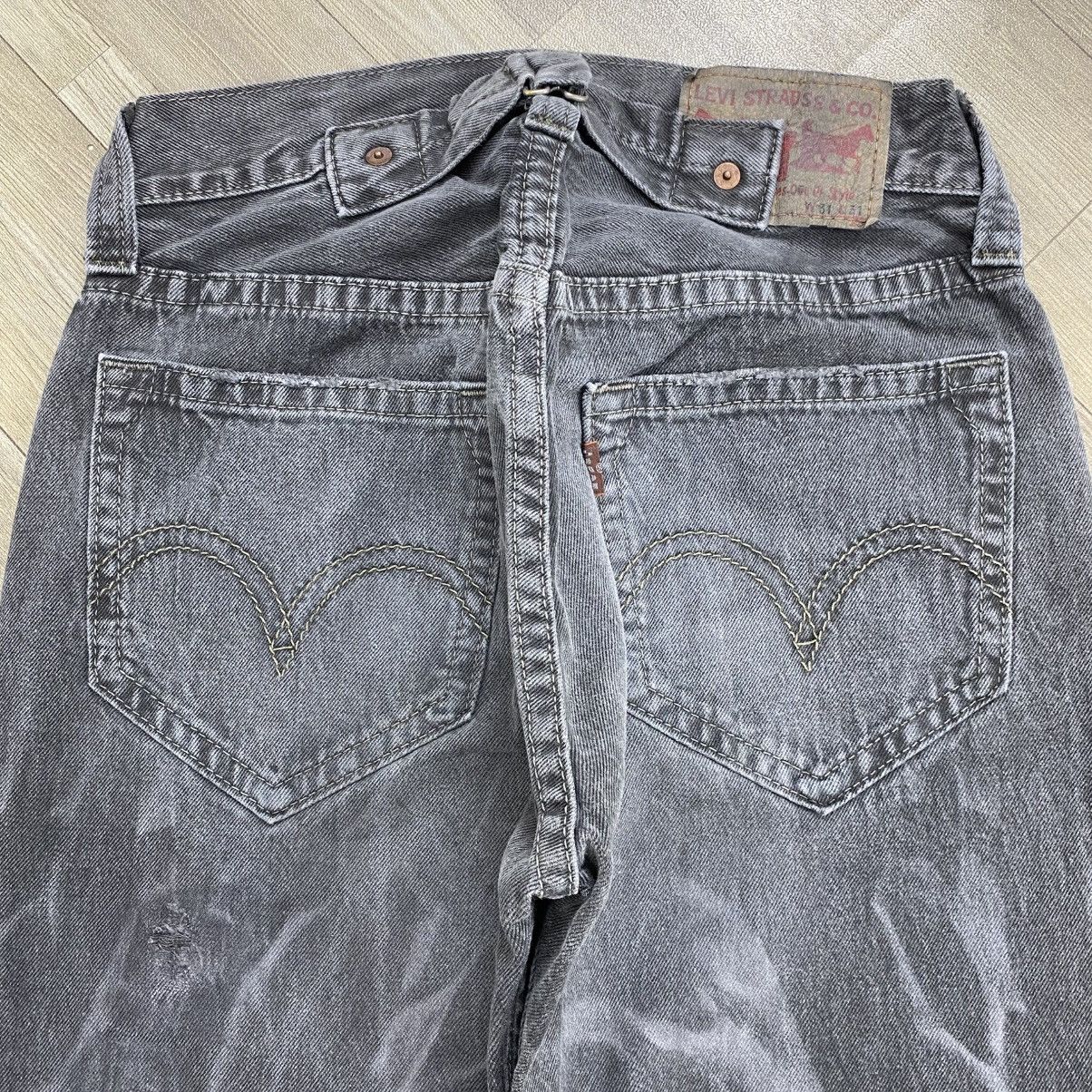 Levi's Vintage Clothing Y2K Vintage Levis Clawmark Grunge Black Faded Baggy Jeans Size US 27 - 12 Thumbnail