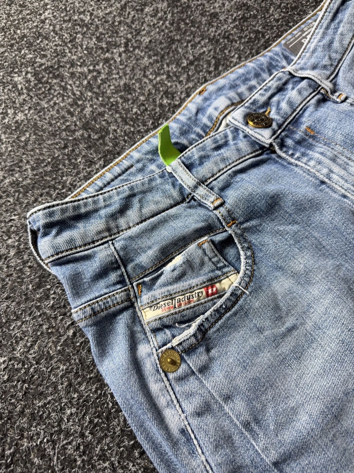 Diesel Luxury 00s Y2K Diesel D-Fayza Boyfriend Low Waist Jeans Size 27" / US 4 / IT 40 - 12 Thumbnail
