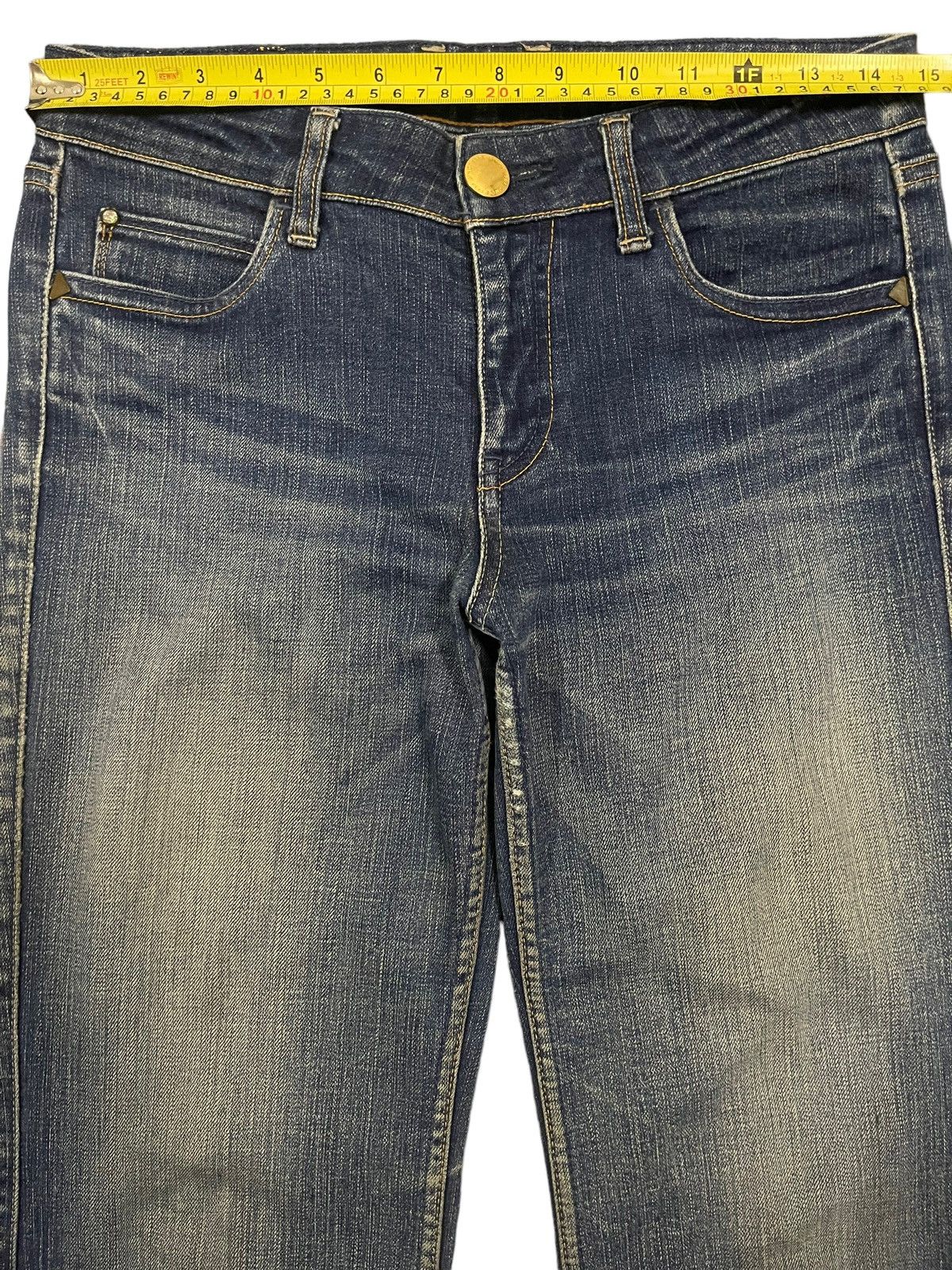 Uniqlo Vintage Japanese Uniqlo Blue Wash Style Flare Jeans Size US 29 - 9 Thumbnail
