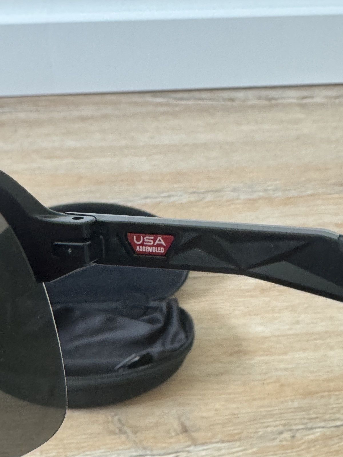 Designer Oakley Sunglasses Size ONE SIZE - 4 Thumbnail