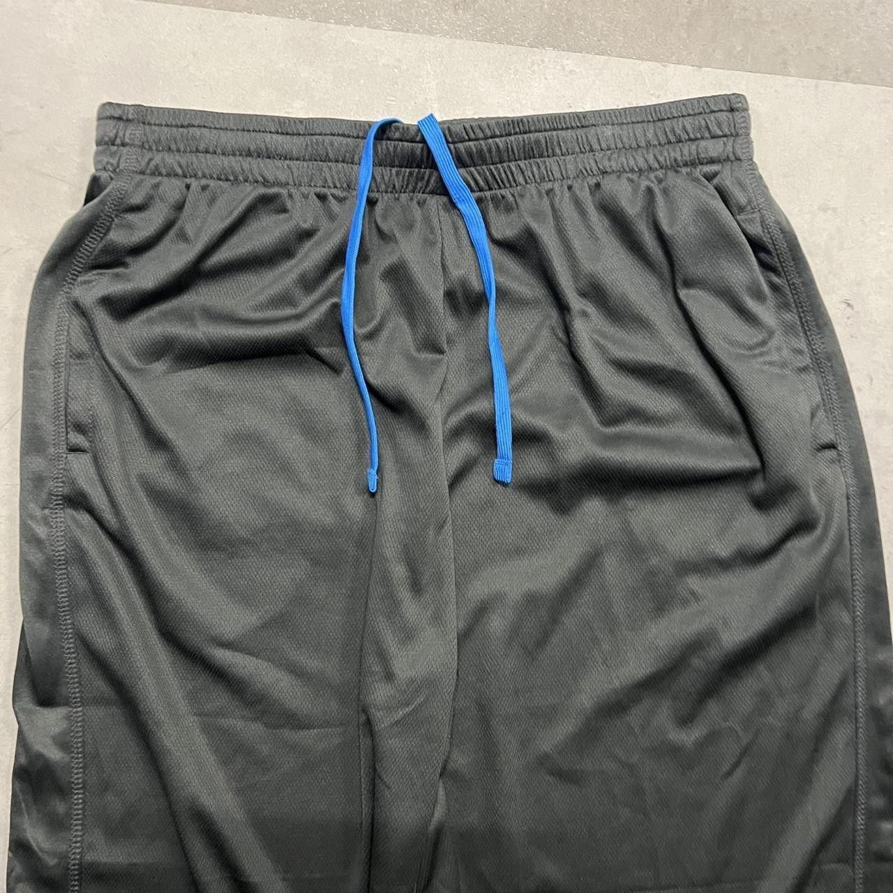 Vintage Vintage Y2K/2000s Baggy Fit Sport Essential Track Sweatpants with pockets and adjustable waistband! Size US 36 / EU 52 - 3 Thumbnail