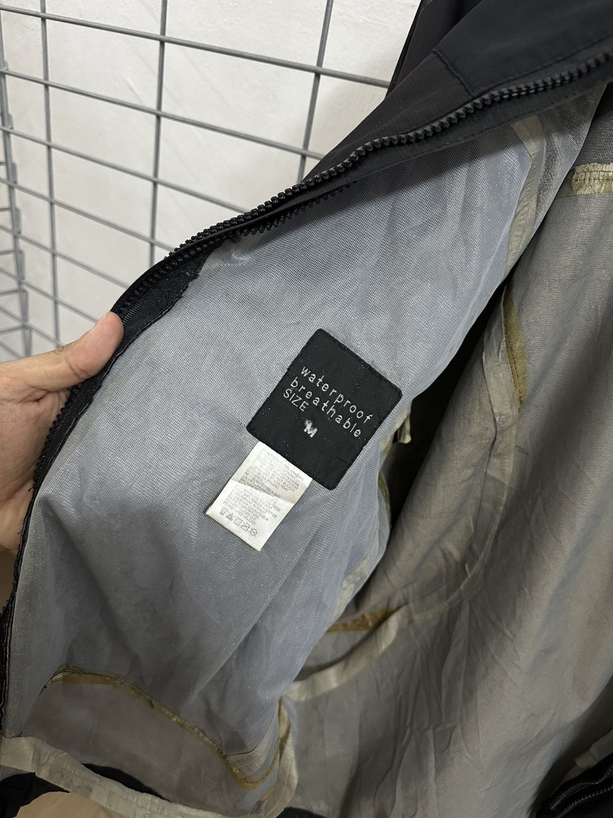 Arc'teryx Arc’teryx Waterproof Breathable Jacket Size US M / EU 48-50 / 2 - 12 Thumbnail