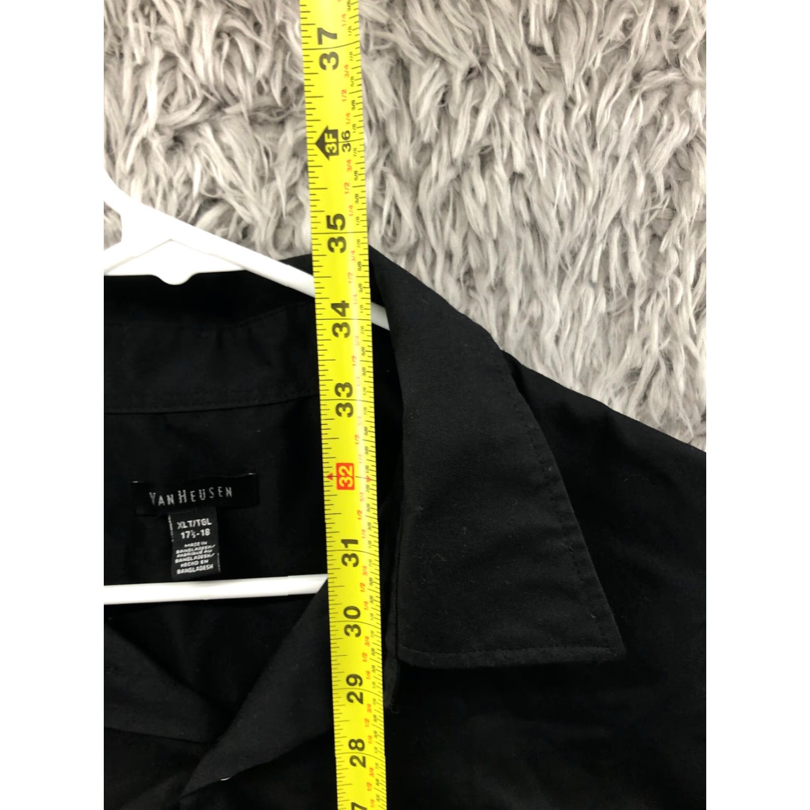 Van Heusen Van Heusen Shirt XL Mens Black Long Sleeve Spread Collar Button-Up Casual Classic Modern Size US XL / EU 56 / 4 - 5 Thumbnail
