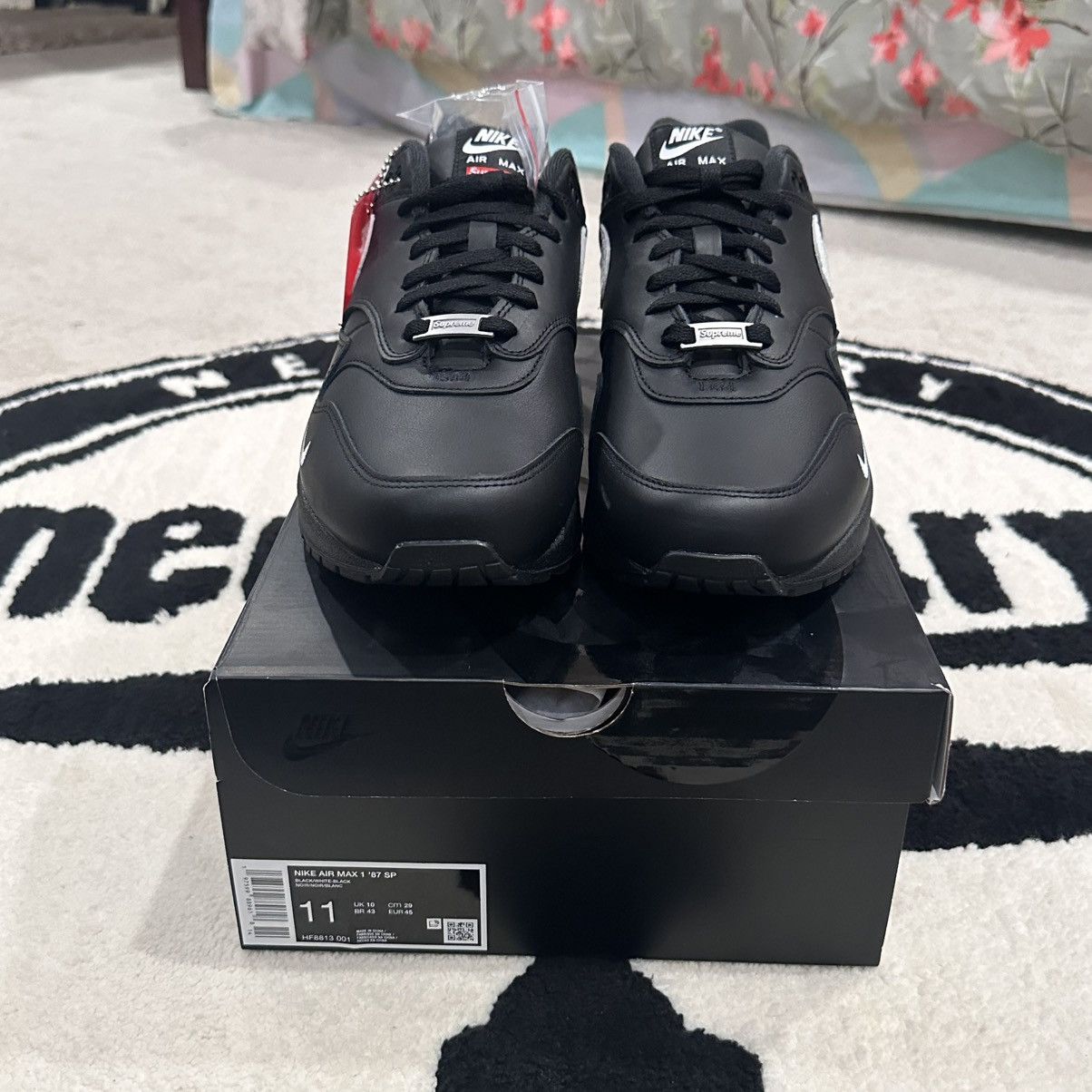 Nike × Supreme Nike Supreme Air Max 1 ‘87 SP Black/White Size US 11 / EU 44 - 4 Thumbnail