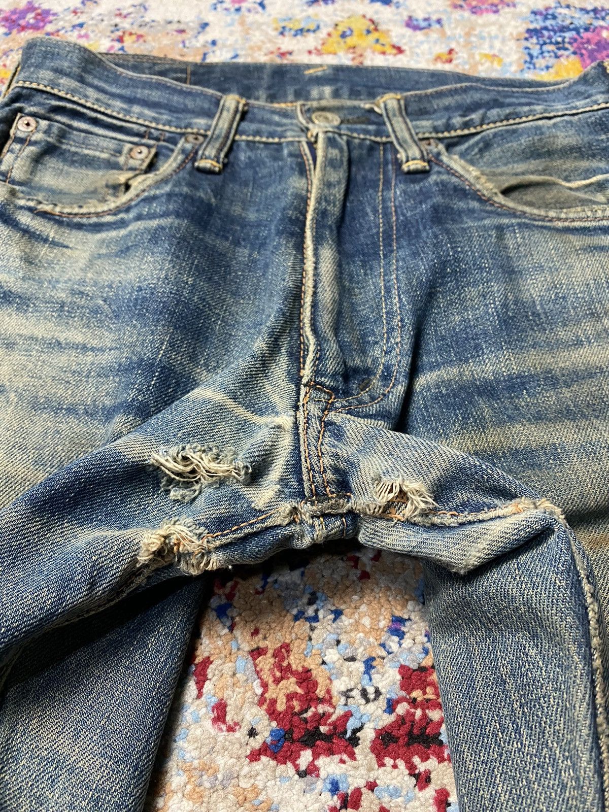 Evisu × Vintage Vintage Evisu Selvedge Slim Straight Distressed Jeans W27 Size US 27 - 10 Thumbnail