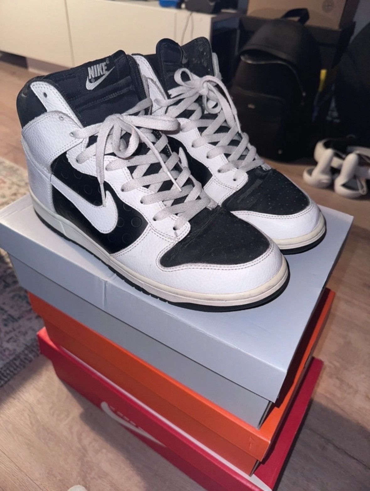Nike RARE Nike Dunk High Stormtrooper / reverse Panda Size US 10 / EU 43 - 2 Thumbnail