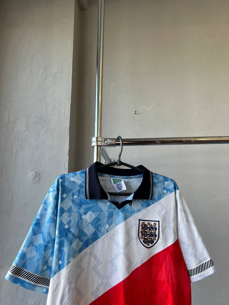 Sports Specialties 1990/92 ENGLAND TEAM SCORE DRAW REMAKE SOCCER JERSEY SHIRT M Size US M / EU 48-50 / 2 - 3 Thumbnail