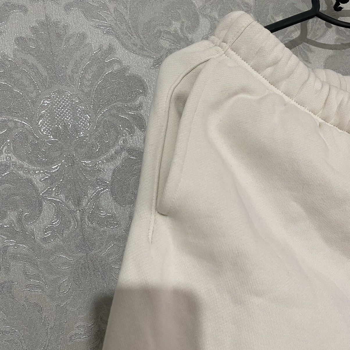 FOG Essentials Fear of God Shorts FOG Size US 32 / EU 48 - 7 Thumbnail