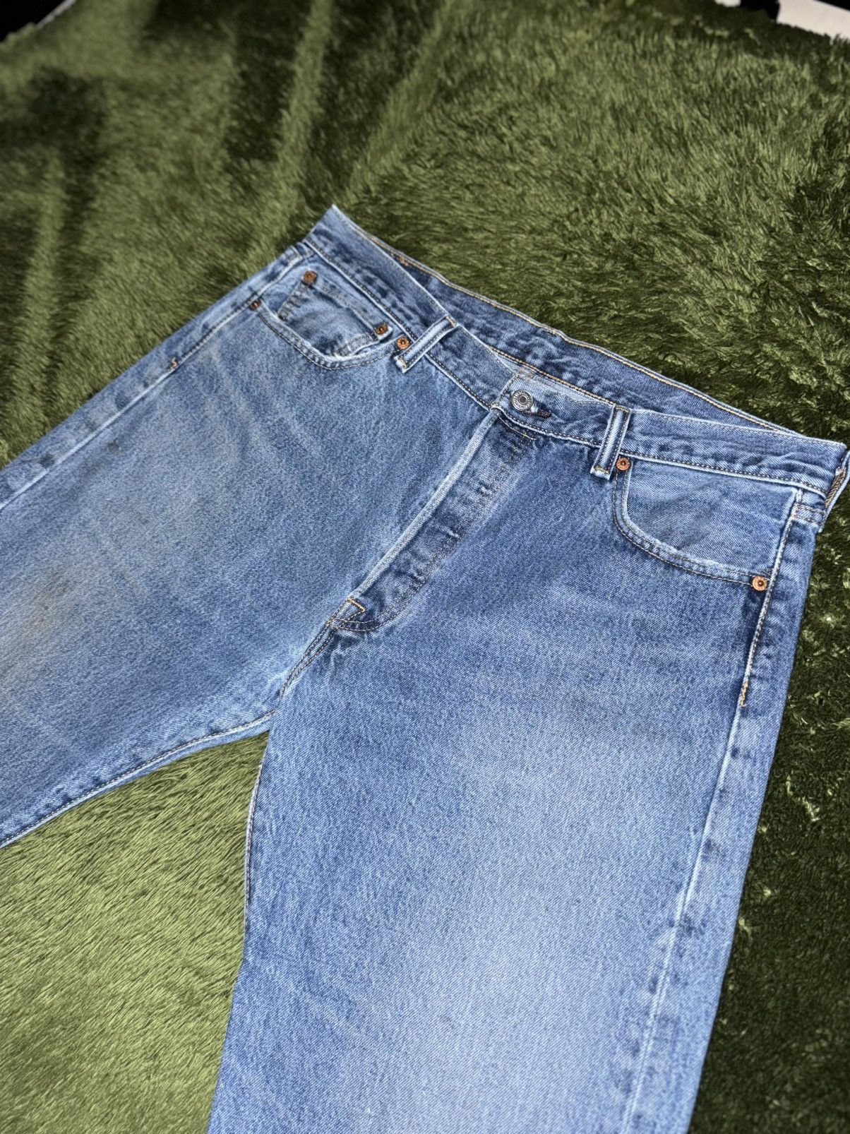 Levi's [W36/L34] Levi’s 501 Button Fly Vintage Wash Denim Pants Size US 36 / EU 52 - 2 Thumbnail
