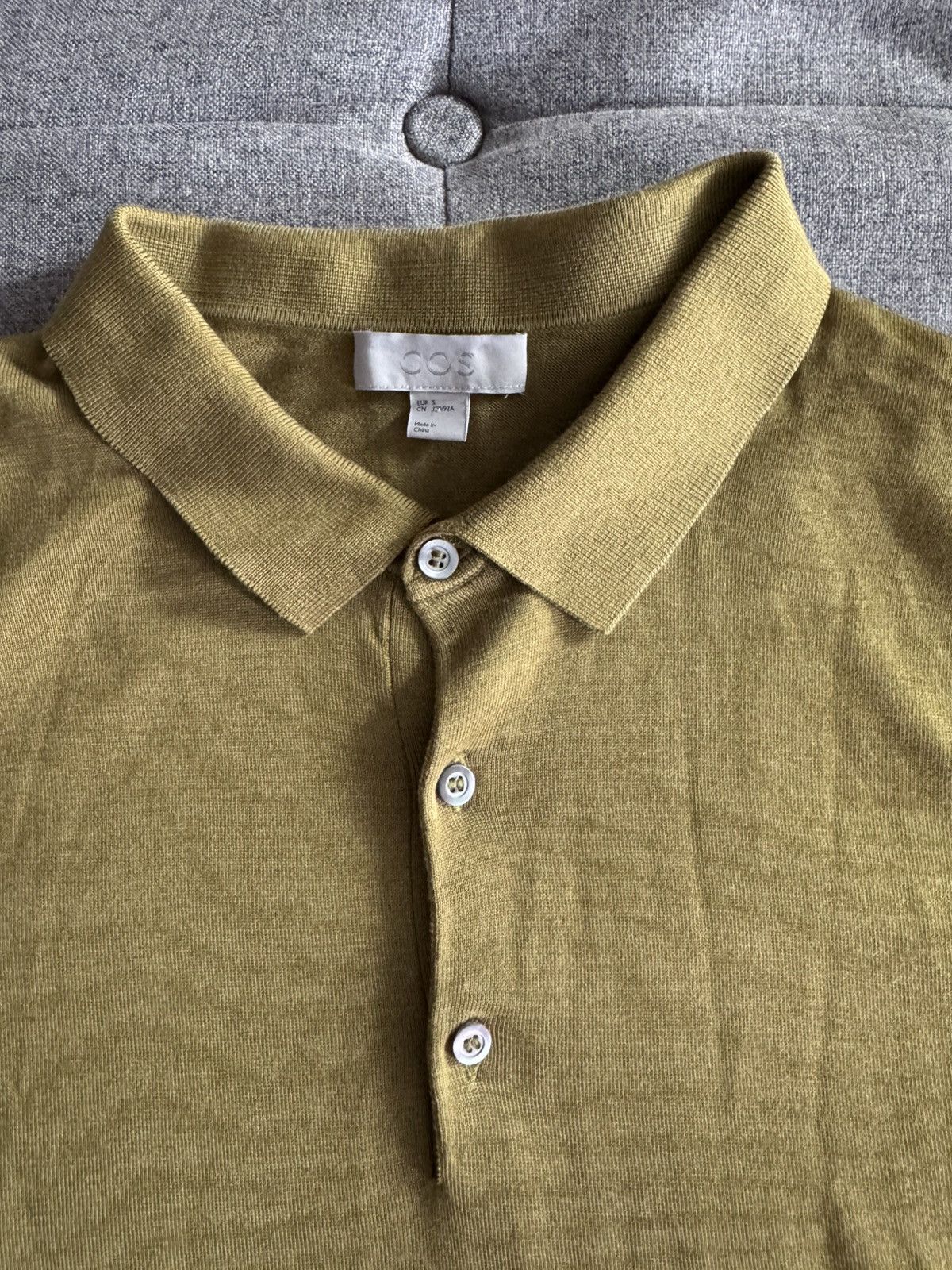 Cos COS short sleeve olive polo shirt Size US S / EU 44-46 / 1 - 2 Thumbnail