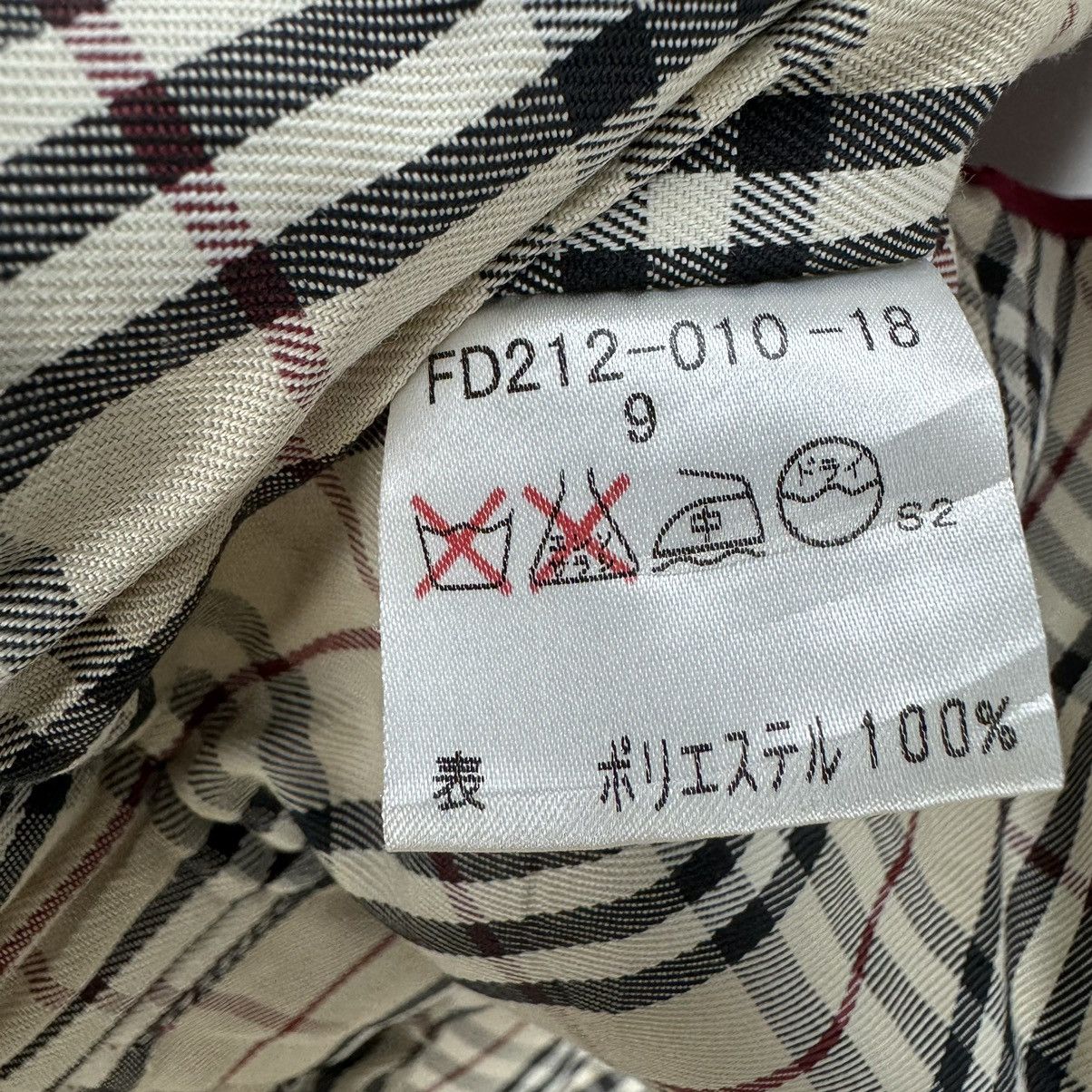 Burberry ☀️BURBERRY QUILTED RED SLEEVELESS JACKET Size M / US 6-8 / IT 42-44 - 9 Thumbnail