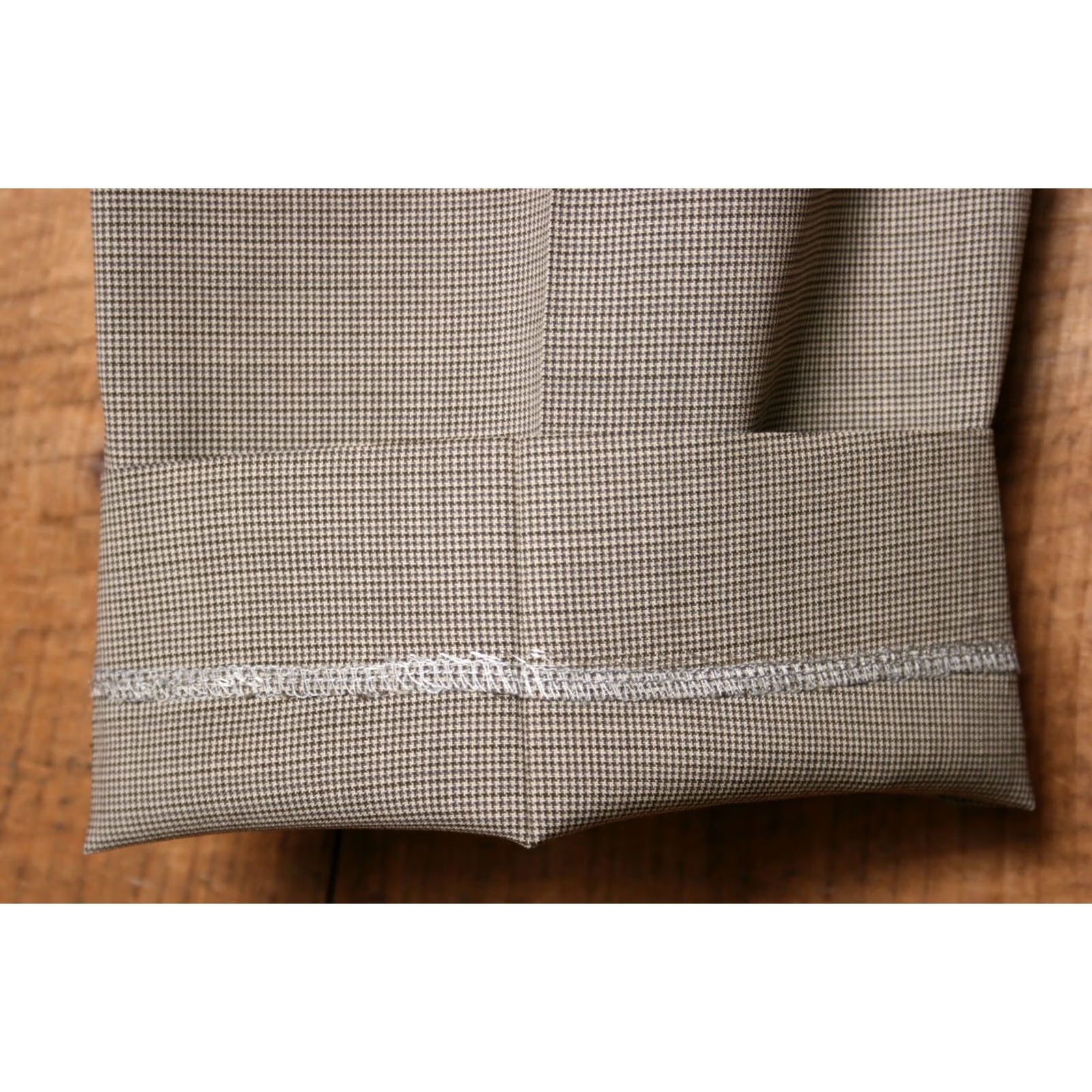 Ralph Lauren Ralph Lauren Polo University Dress Slacks Wool & Cashmere Houndstooth Zip W35 L32 Multicolor Dress Pants Mens 120's Raised Rise 12" Inseam 32" Size US S / EU 44-46 / 1 - 6 Thumbnail