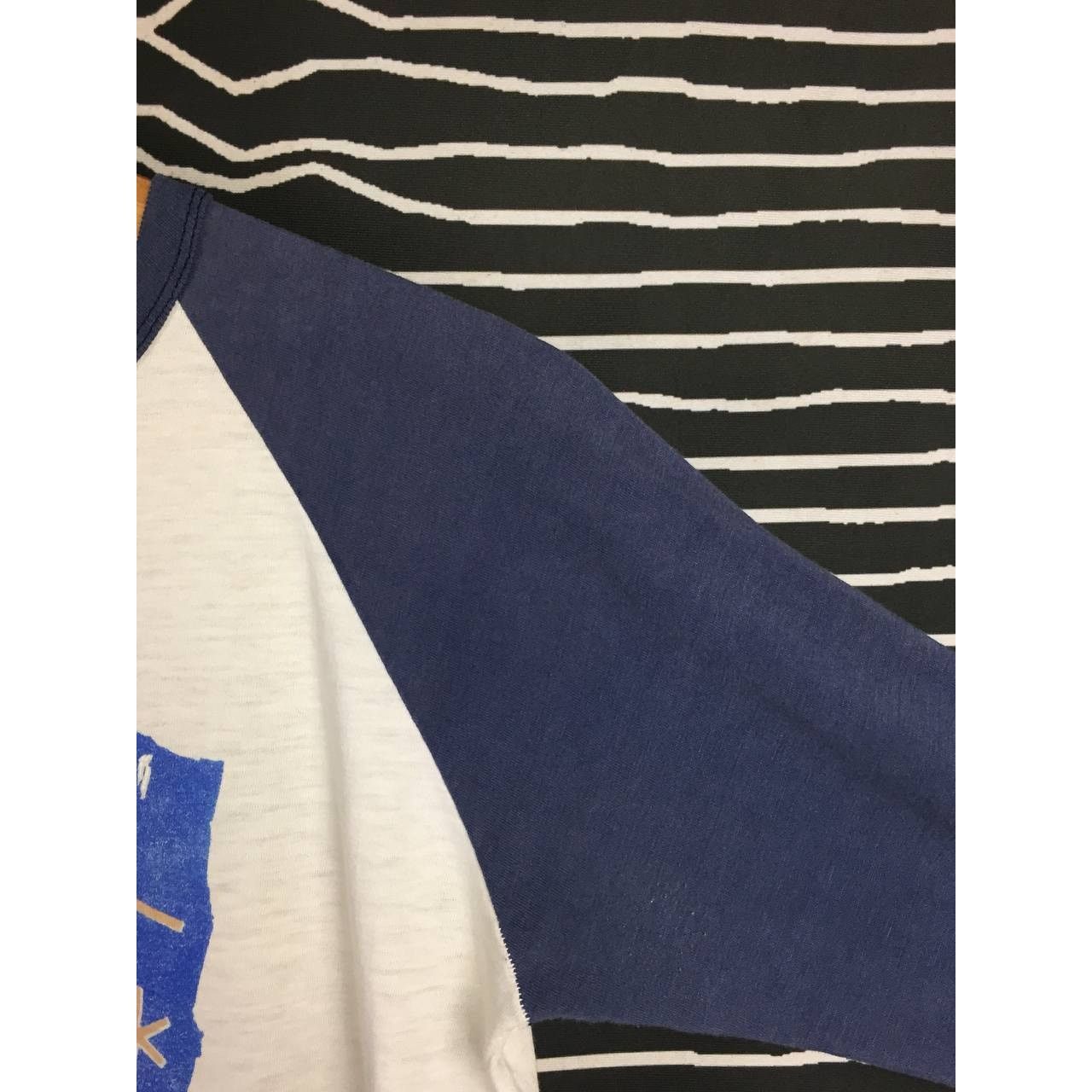 Band Tees Vtg 80s David Bowie Serious Moonlight Tour 83 Raglan Tee Size US S / EU 44-46 / 1 - 10 Thumbnail