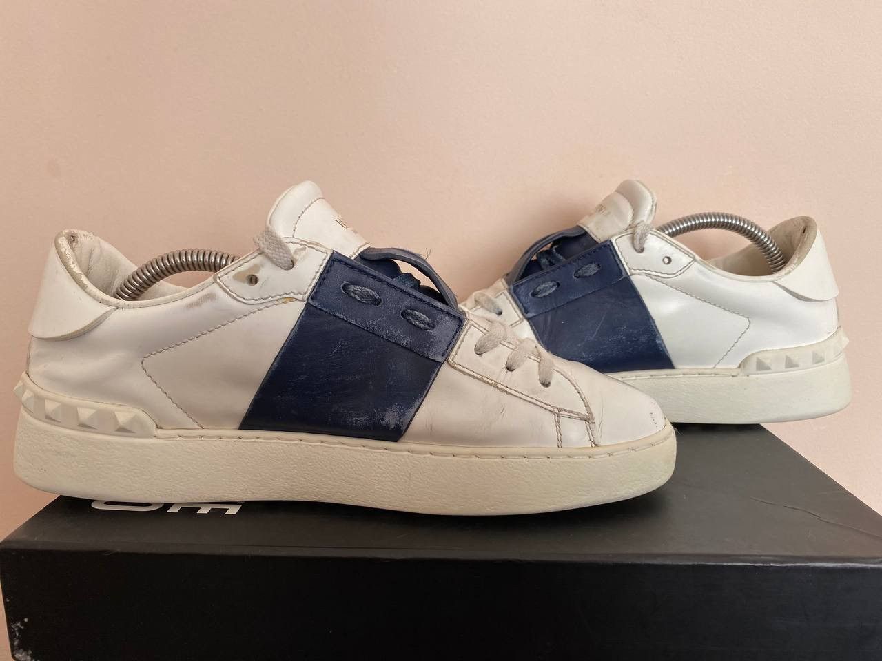 Valentino Valentino Garavani Rockstud Premium Leather Sneakers Size US 5.5 / EU 38 - 10 Thumbnail