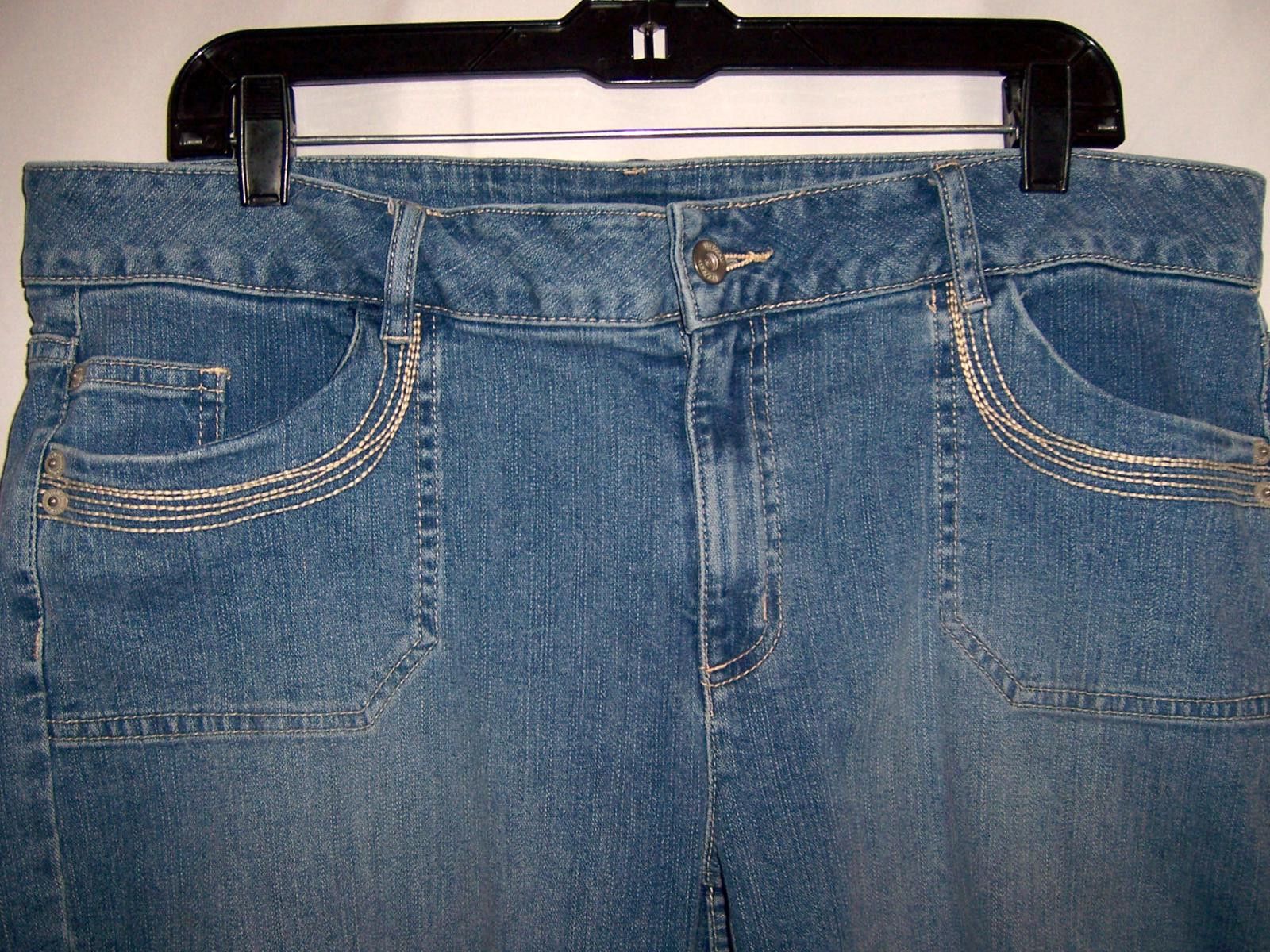 Liz Claiborne Liz & Co Stretch Blue Jeans - Capri/Bermuda - Women's 16 Size 38" / US 16 / IT 52 - 2 Thumbnail