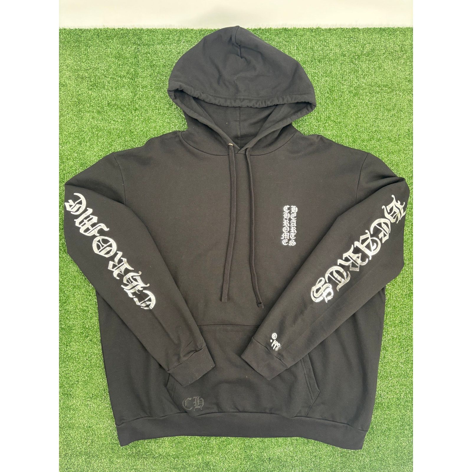 Chrome Hearts Chorme Hearts 1988 Foil Vertical Logo Black Hoodie Size XXL Size US XXL / EU 58 / 5 - 1 Thumbnail