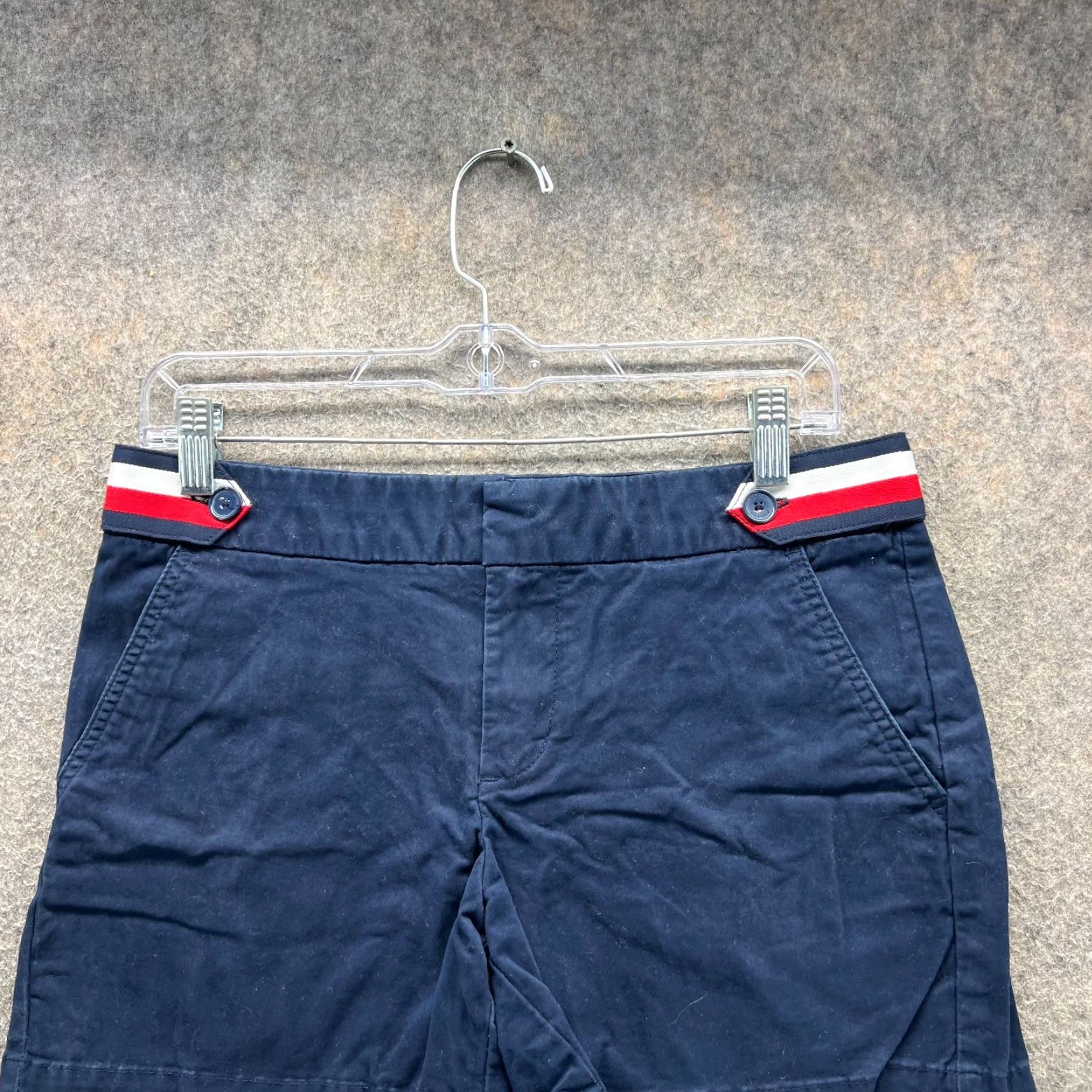 Tommy Hilfiger Tommy Hilfiger Shorts Womens 4 Blue Navy Red Chino Flat Front Classic Canvas Logo Pockets Summer Casual Mens? (Note: Gender at end) Size 27" / US 4 / IT 40 - 7 Thumbnail