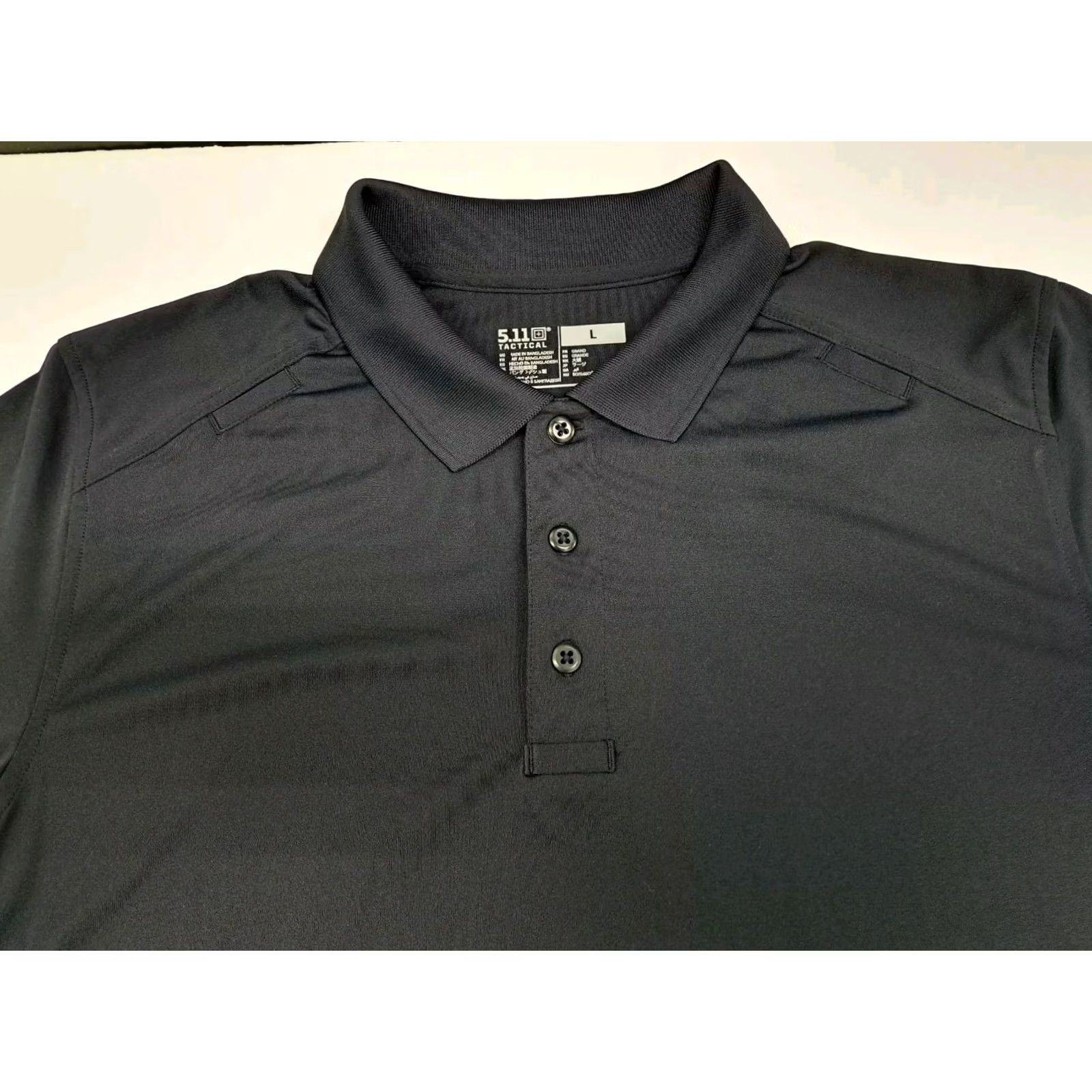 Vintage 5.11 Tactical Series Polo Mens Large Dark Blue Solid Short Sleeve Button Collared Logo Embroidered Outdoor Workwear Casual/Activewear Polo Mens L Blue Size US L / EU 52-54 / 3 - 3 Thumbnail