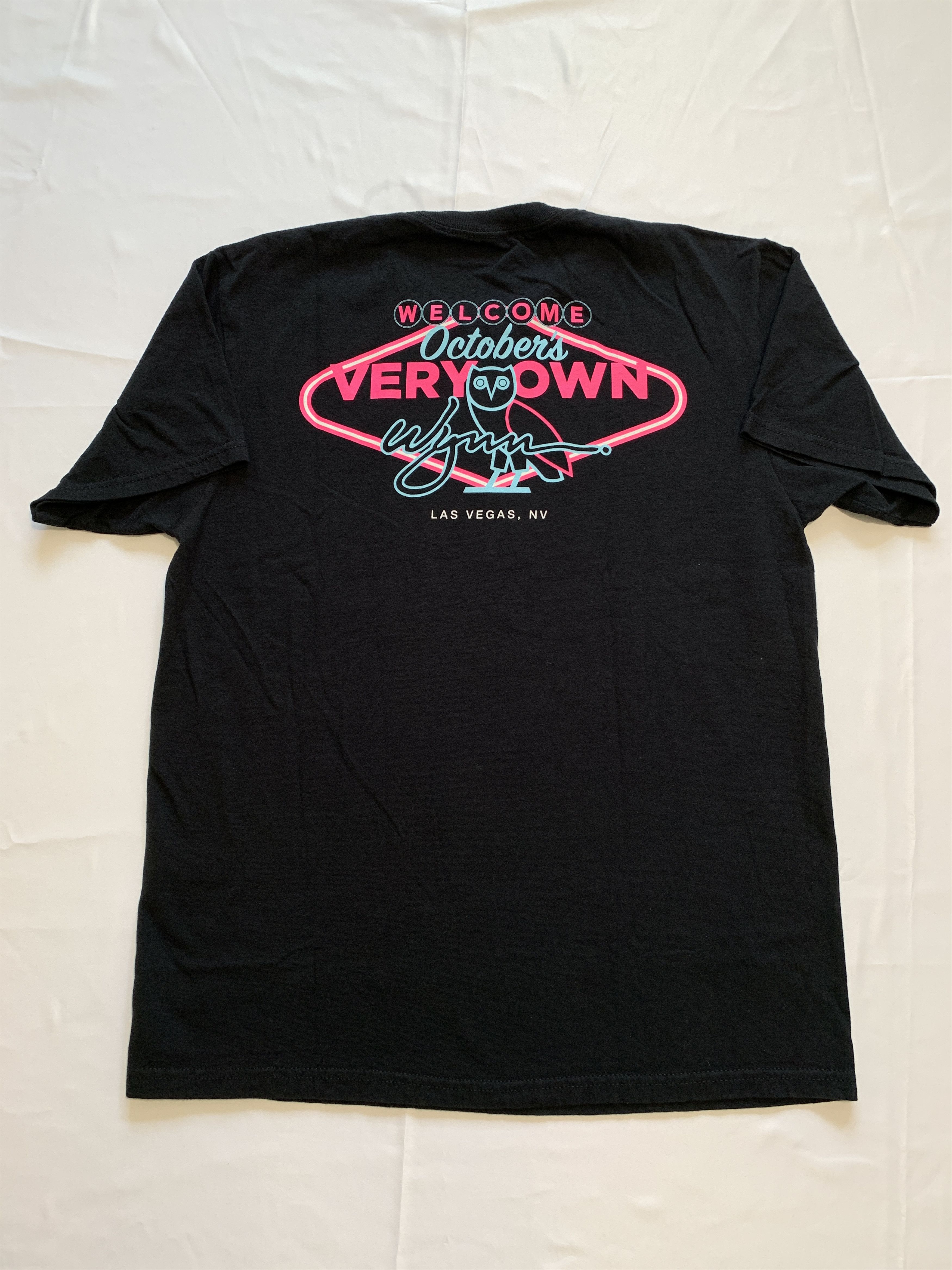 Drake RARE OVO Las Vegas Flagship Inauguration Exclusive T-shirt Size US L / EU 52-54 / 3 - 1 Thumbnail